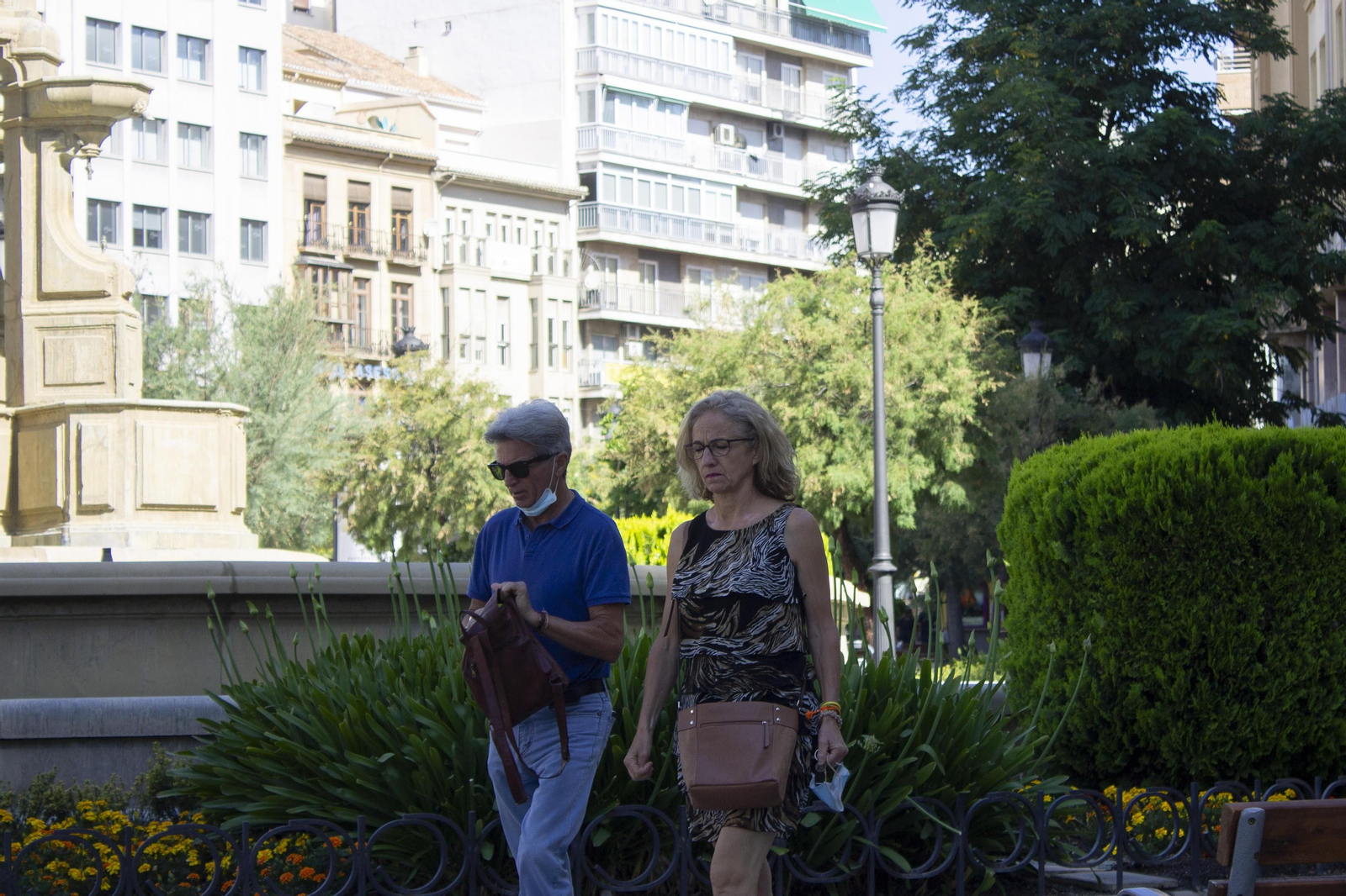 Fotos: Granada y su primer día sin mascarilla obligatoria