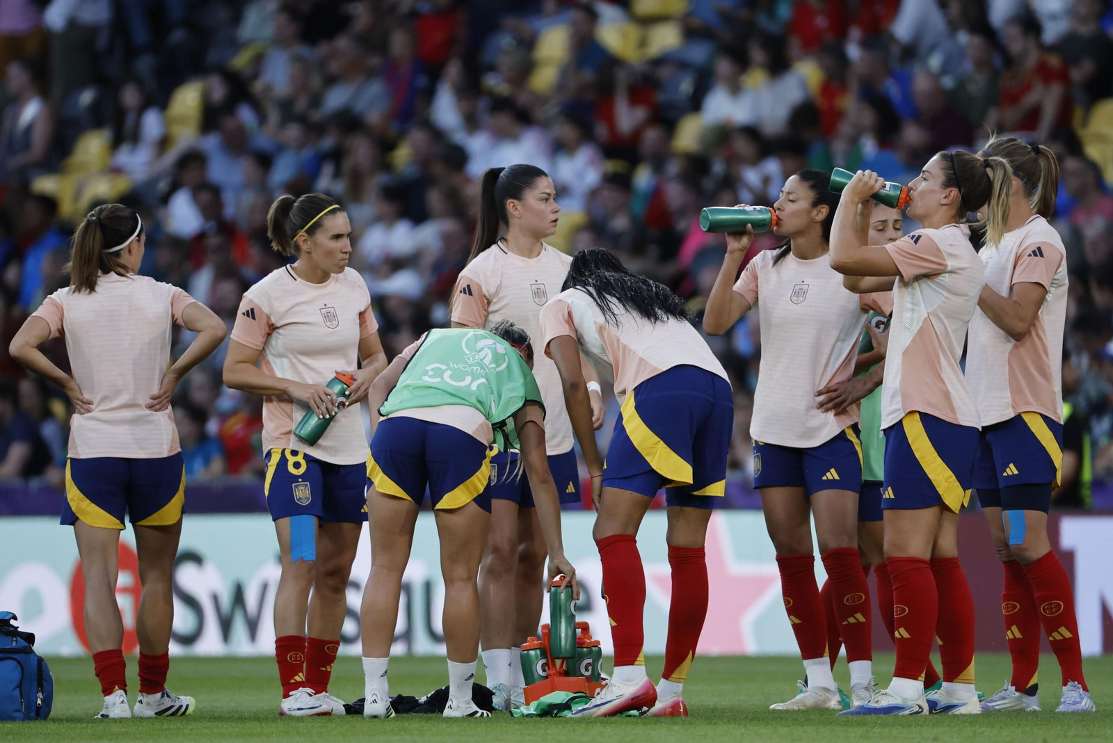 Las fotos del Italia - España de la Eurocopa femenina