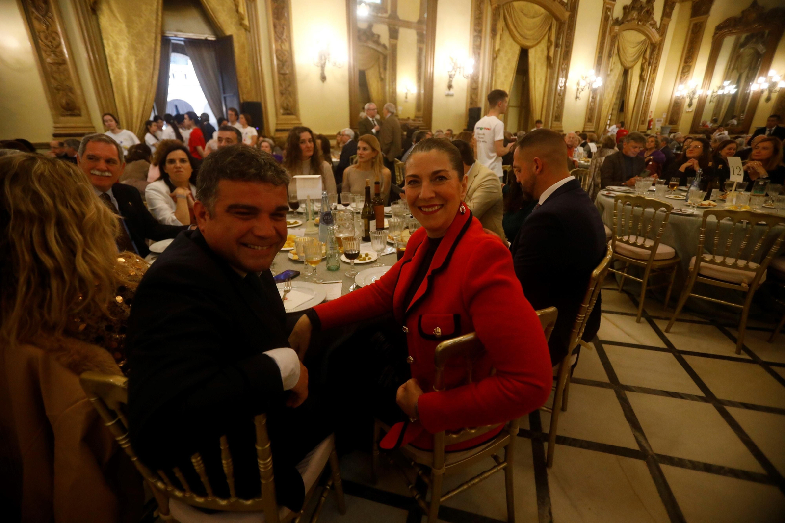 La comida benéfica de la Fundación Bangassou en Córdoba, en imágenes
