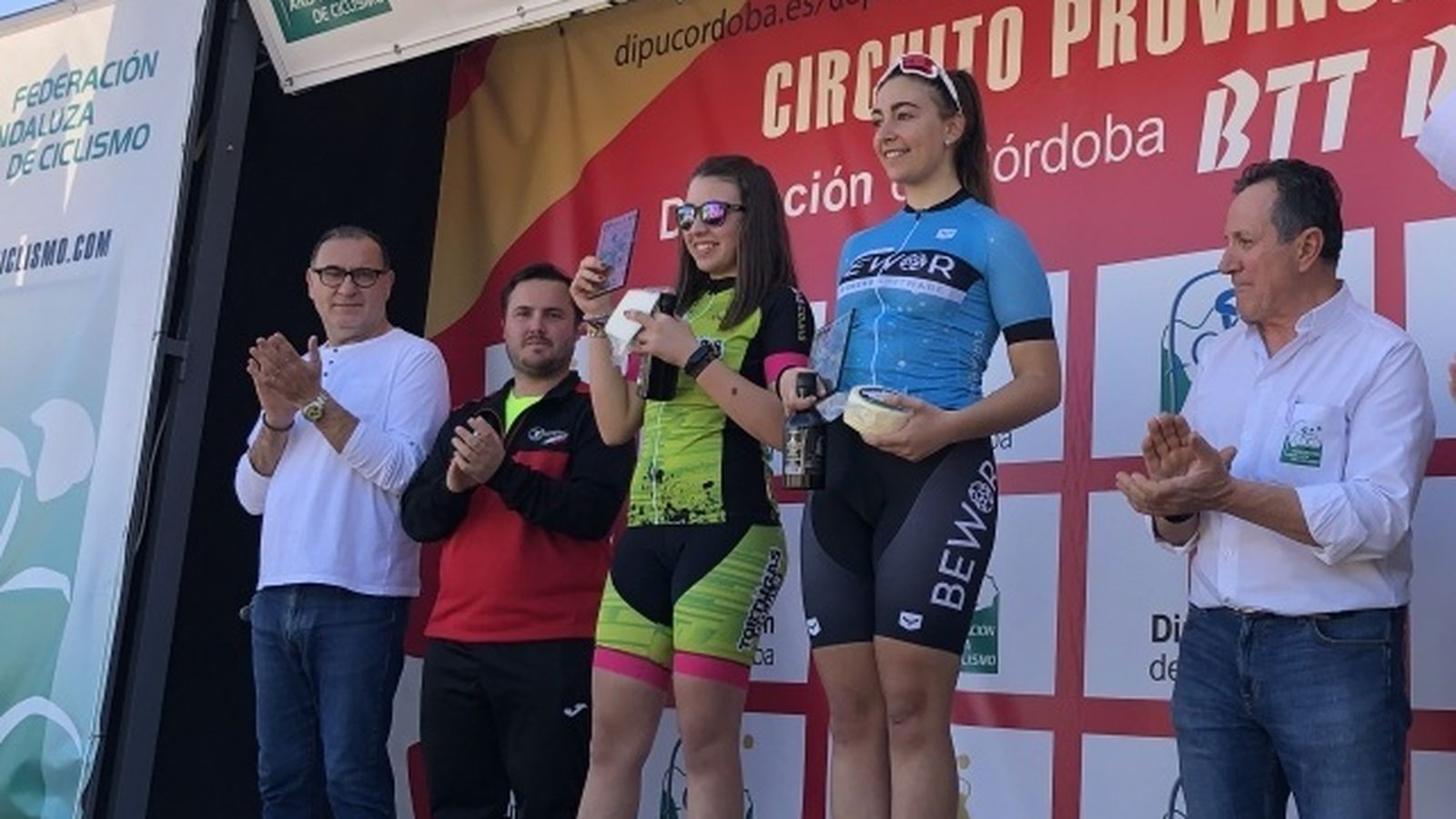 Carla Pérez, vencedora en la categoría femenina en la prueba colona.