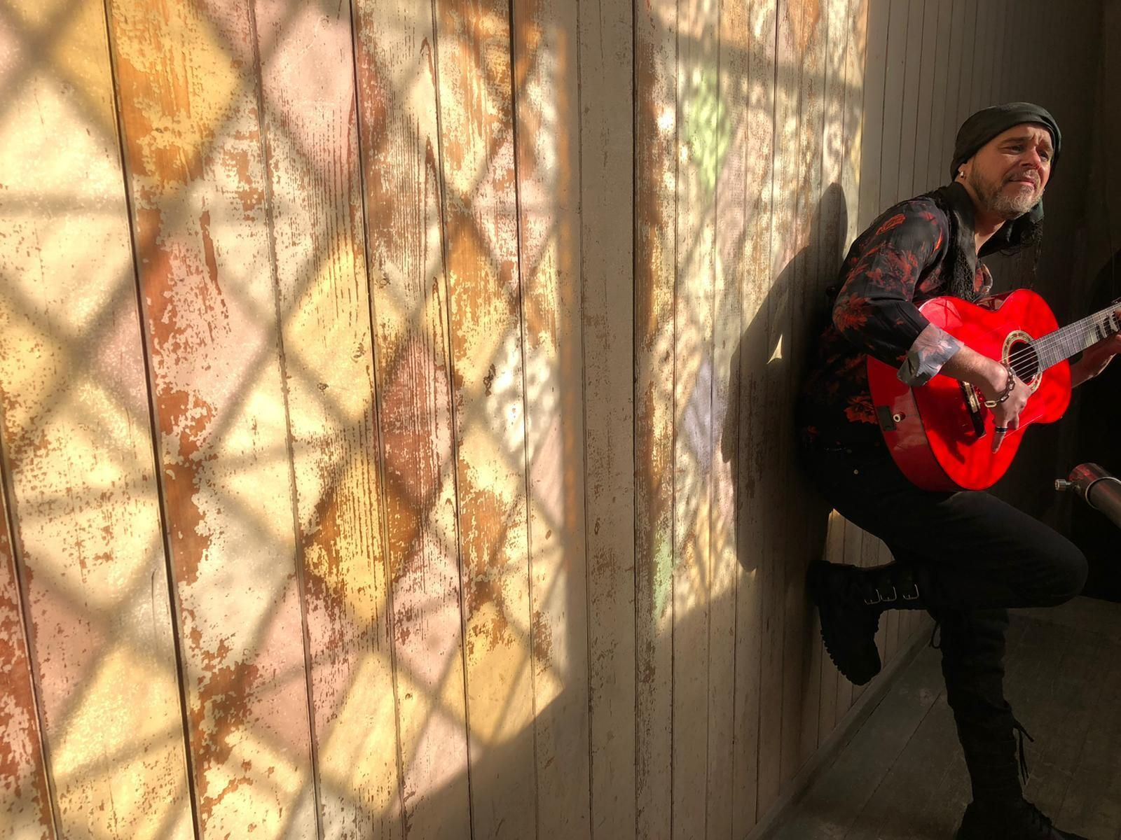 El jerezano Valle Monje triunfa en Alemania con su nuevo single