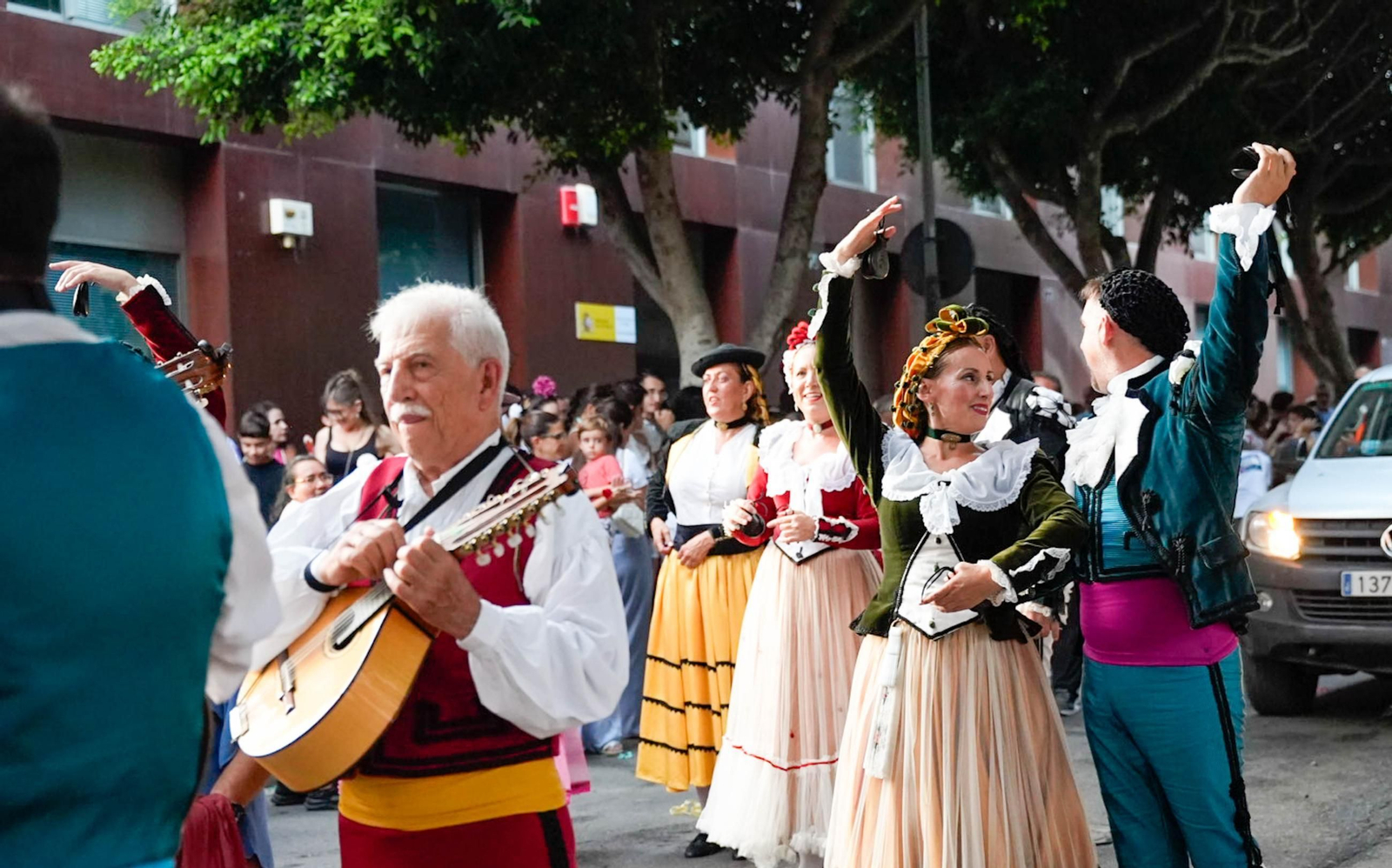 Así se ha vivido la Batalla de Flores en la Feria de Almería