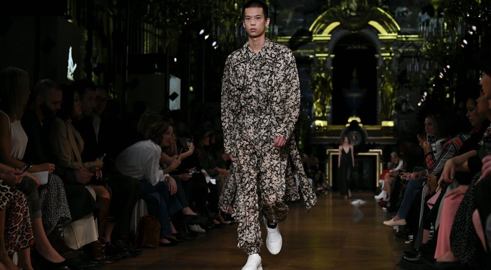 Desfile de una de las nuevas firmas que hizo su debut en la Semana de la Moda Masculina de 2019.