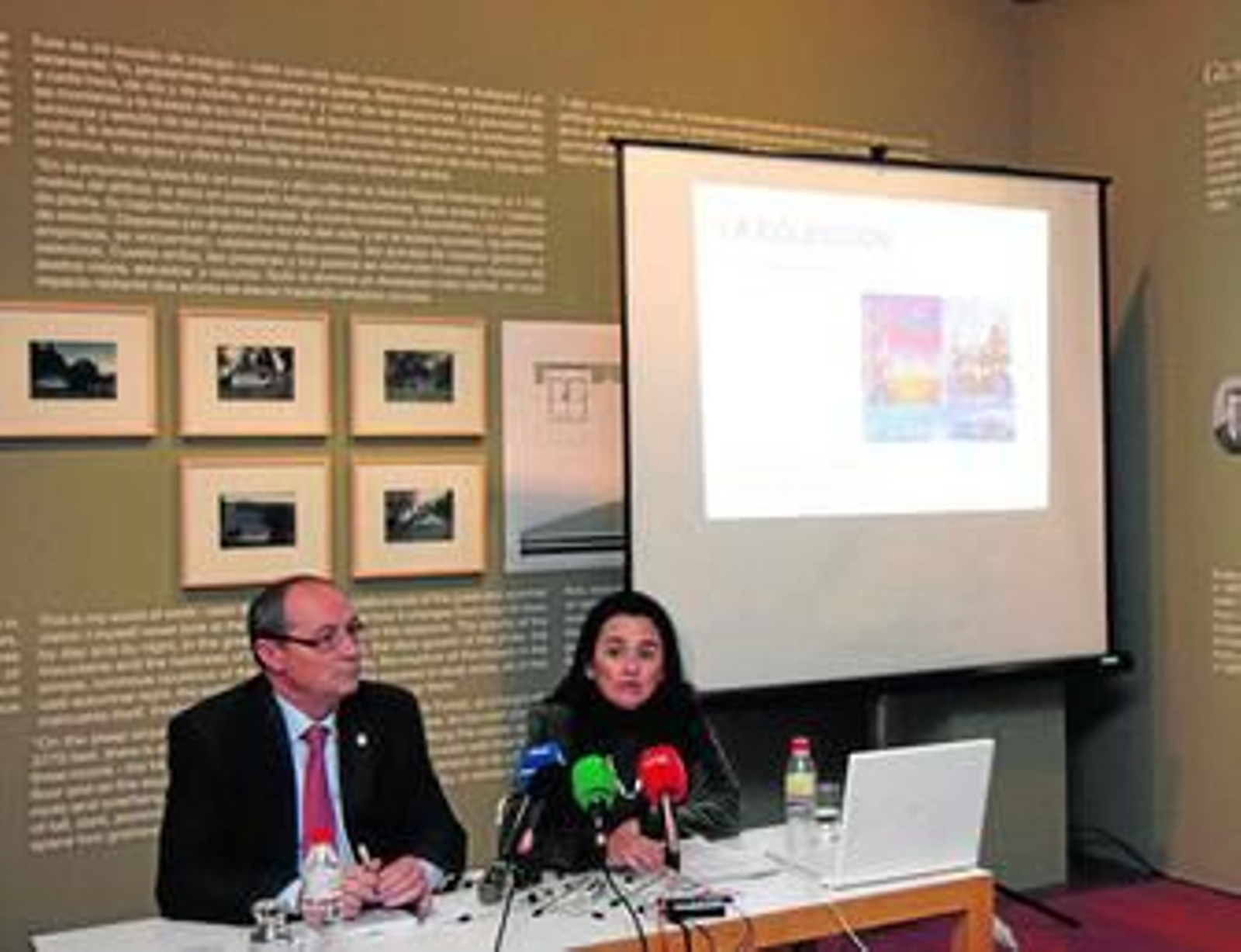 José Antonio González Alcalá y Yolanda Romero, ayer, en el Centro Guerrero.