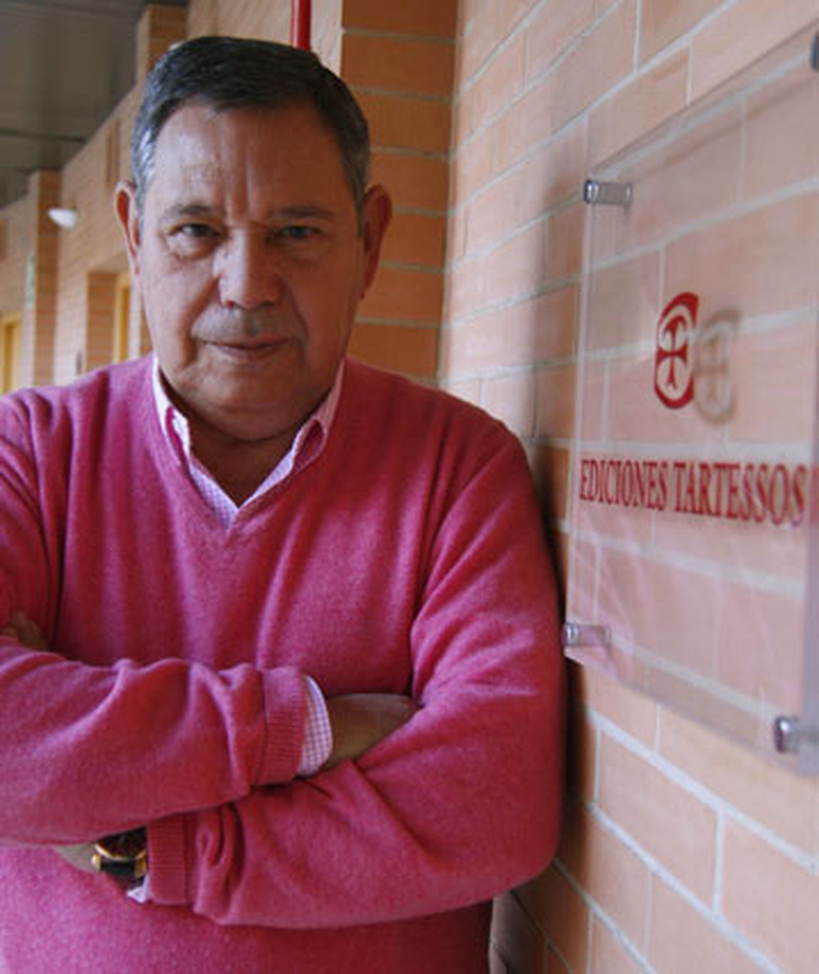 Un editor comprometido con sus raíces