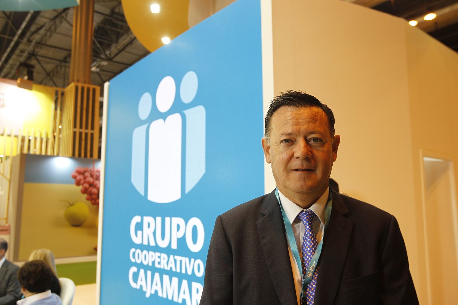 Miguel Rodríguez de la Rubia, ayer en el estand de Cajamar.