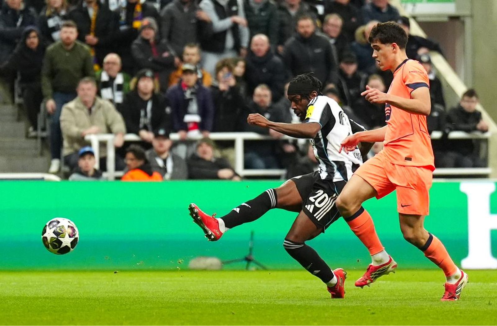 Las fotos del Newcastle-Barcelona