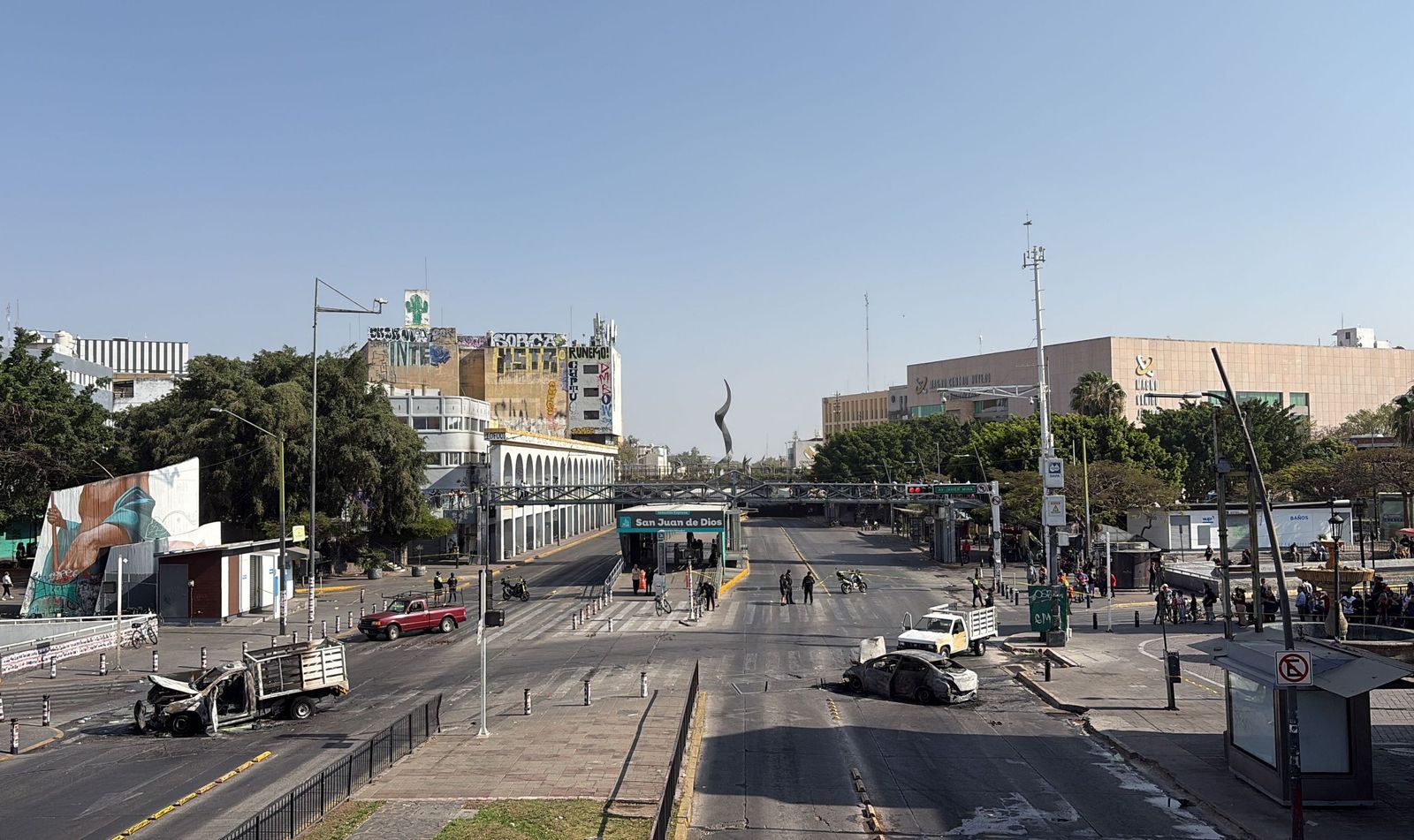 Las fotos de la ola de violencia en México tras la muerte del narco El Mencho