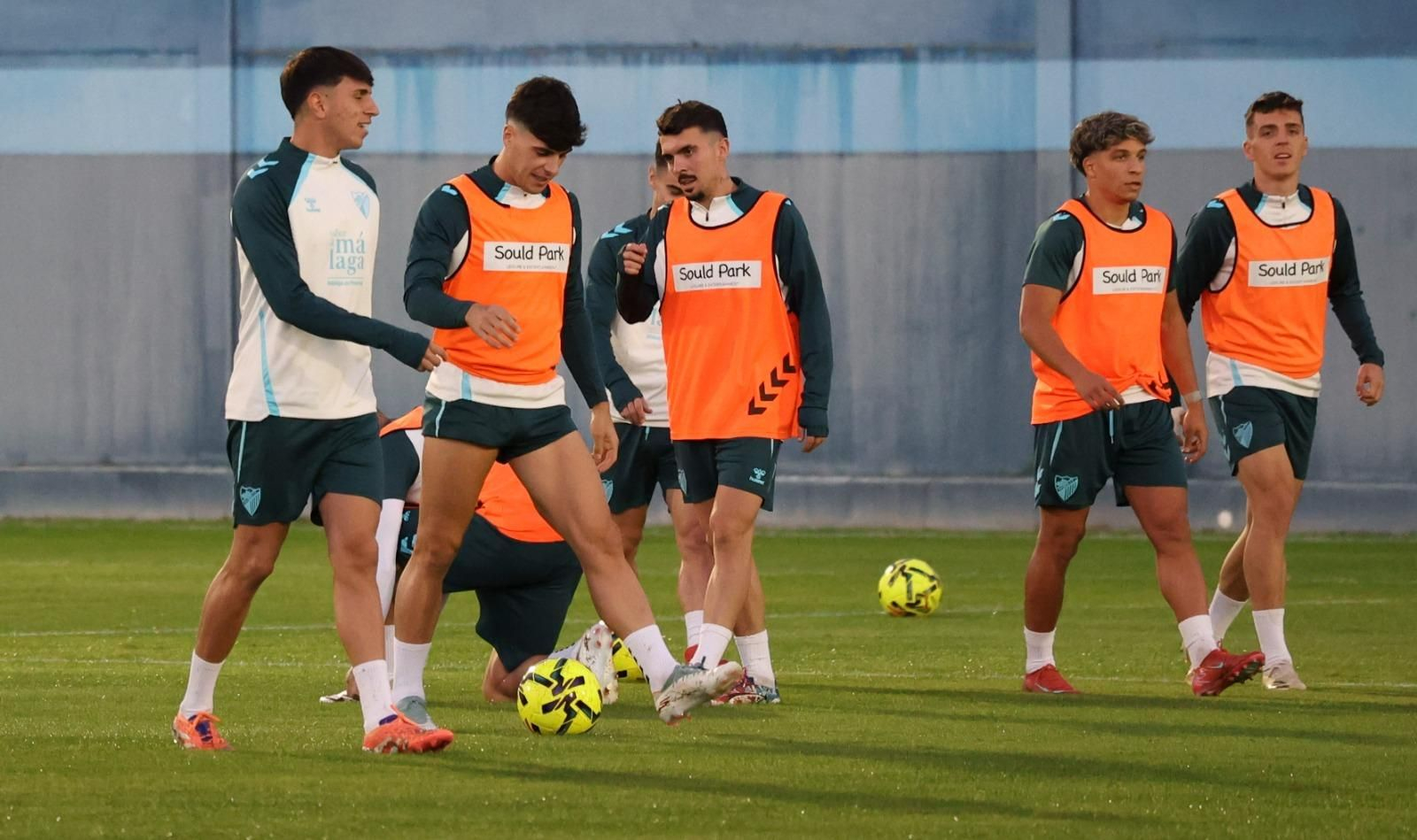 Sergio Pellicer sigue con fuerza al frente del Málaga CF