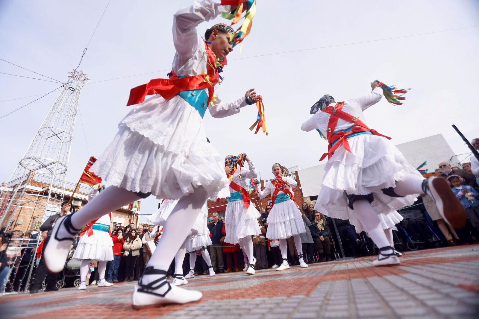 Las mejores imágenes de la Danza de los Locos y el Baile del Oso de Fuente Carreteros