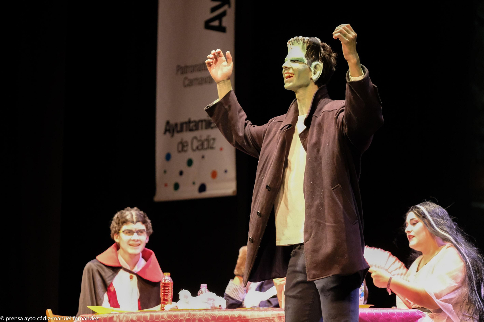 Cuarteto Una familia monstruosamente divertida