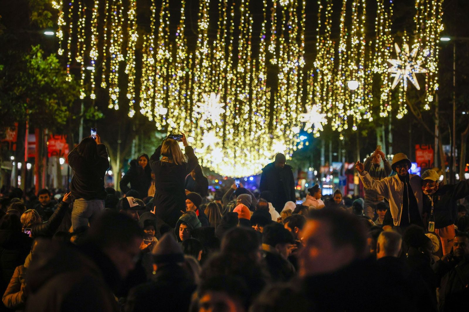 Cientos de personas durante un encendido de las luces de Navidad el pasado mes de noviembre.