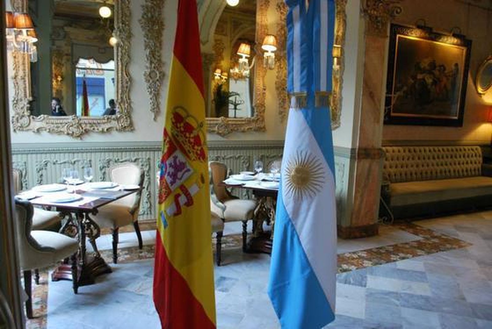 Imagen de una recepción del consulado de Argentina en Cádiz
