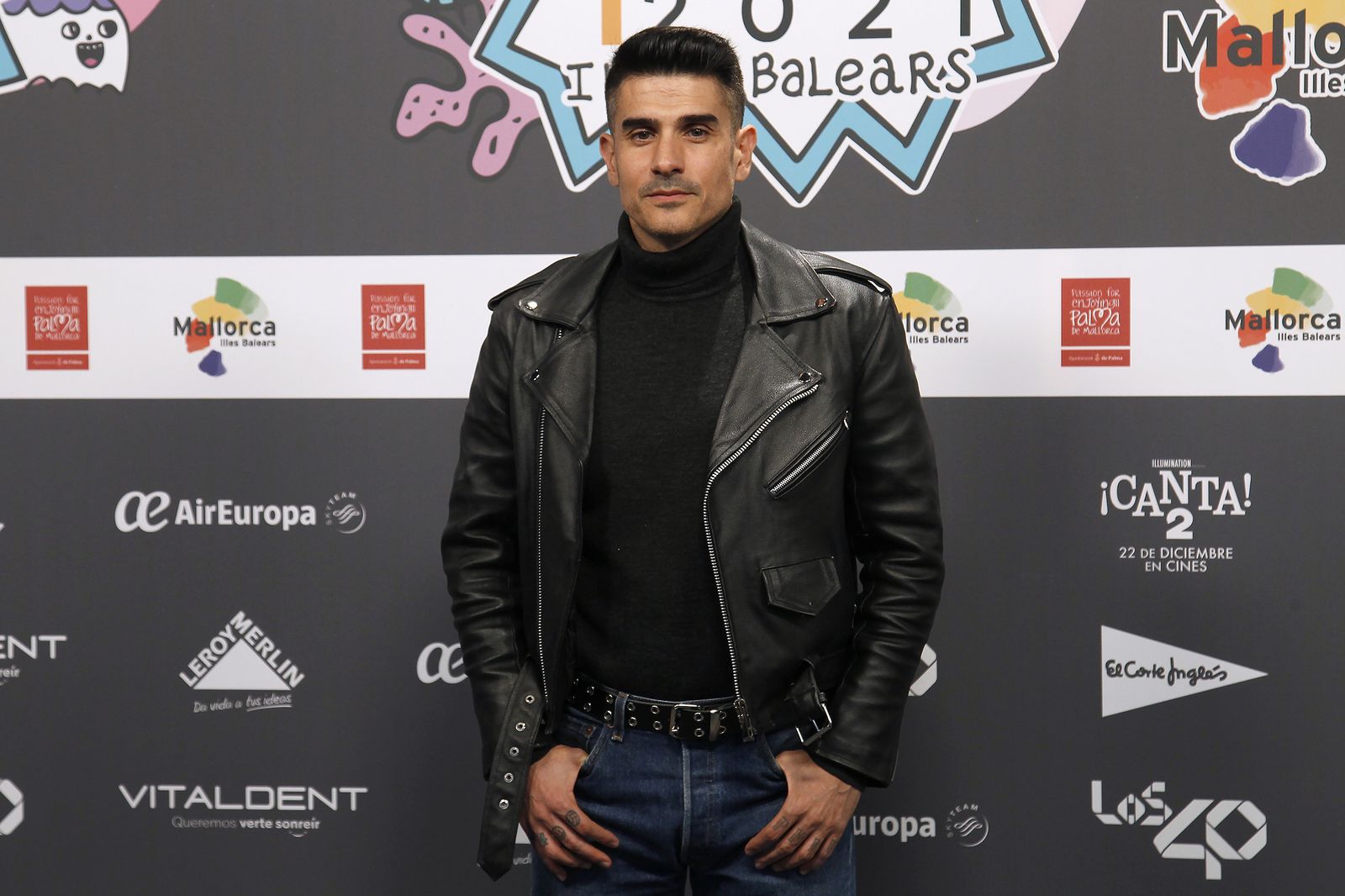 Álvaro Benito, en el photocall de los 40 Music Awards 2021