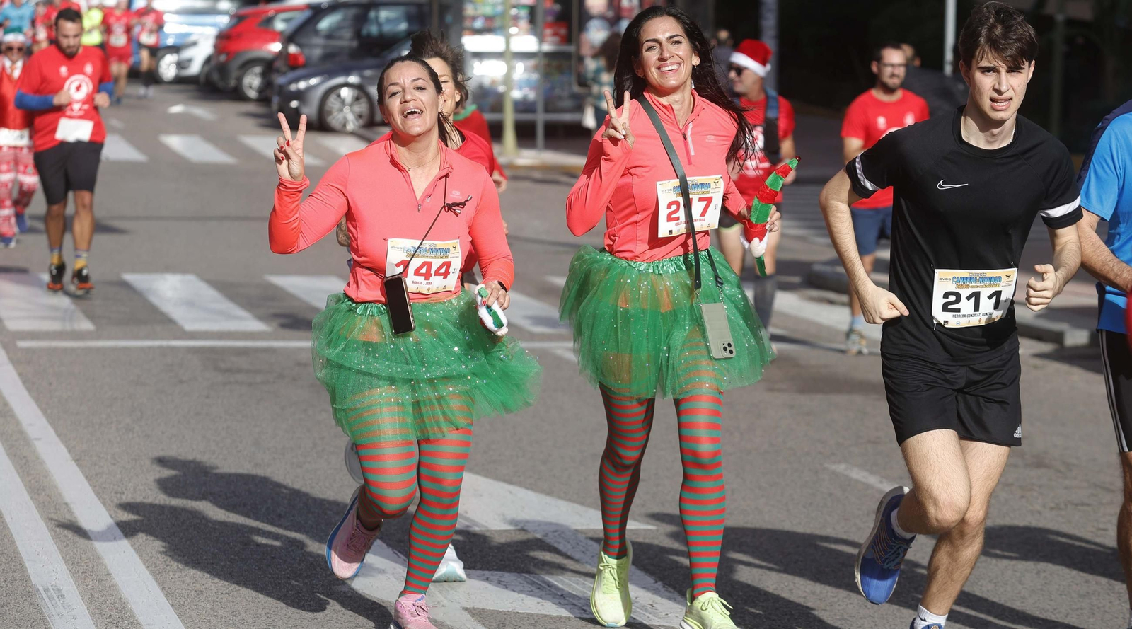 Búscate en la XI Carrera Solidaria de Navidad de Algeciras