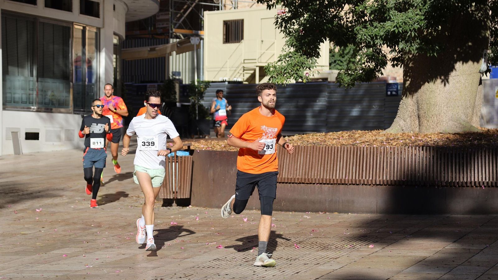 Búscate en las fotos de la Carrera de la Prensa en Málaga