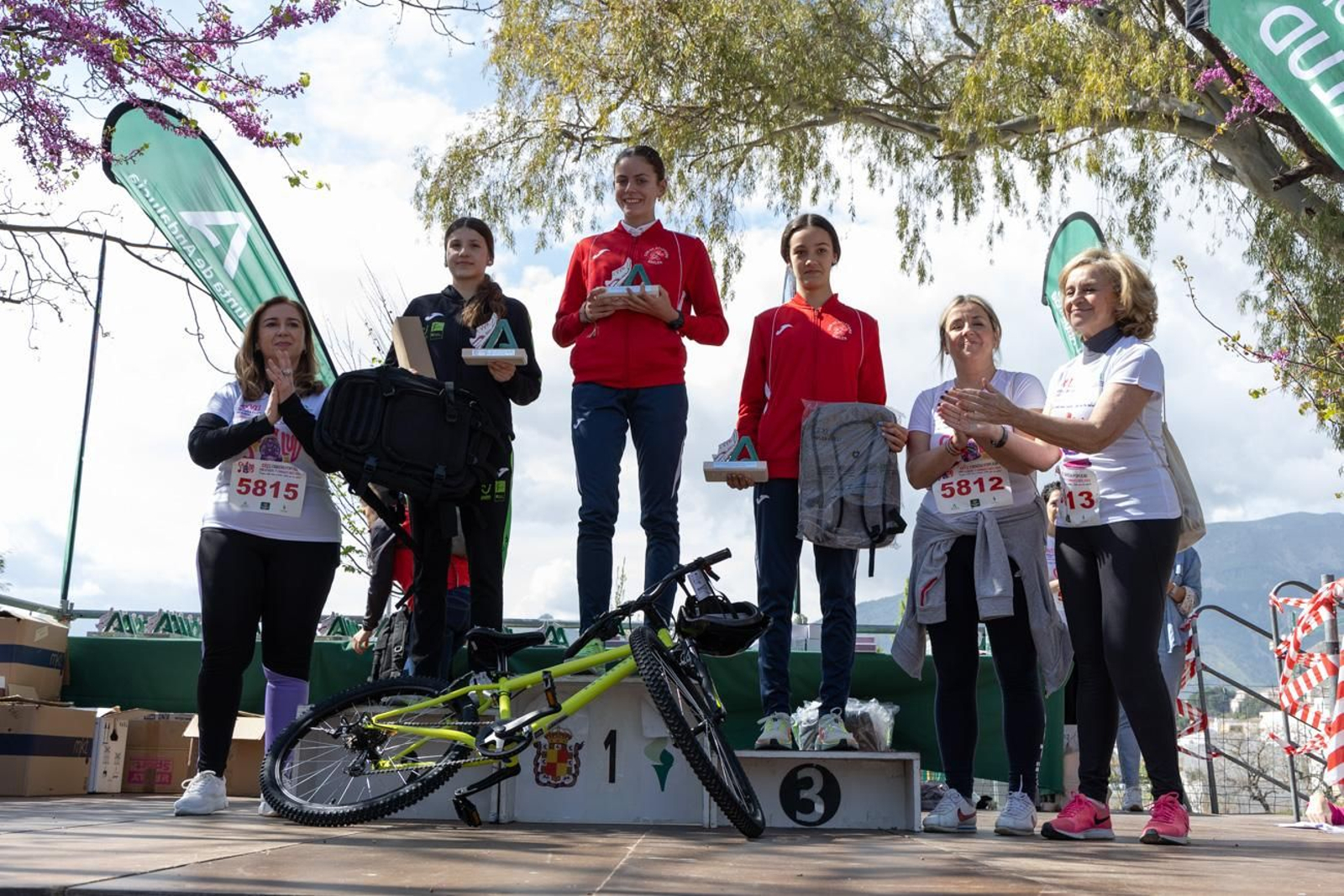 Más de 2.100 participantes corren  para promover la salud en Jaén, en imágenes (2)