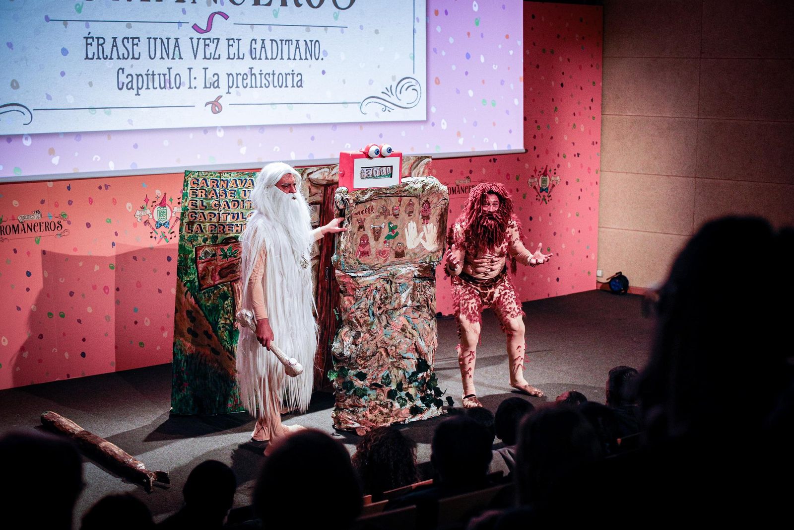 Carnaval en San Fernando: gran ambiente en el Concurso de Romanceros