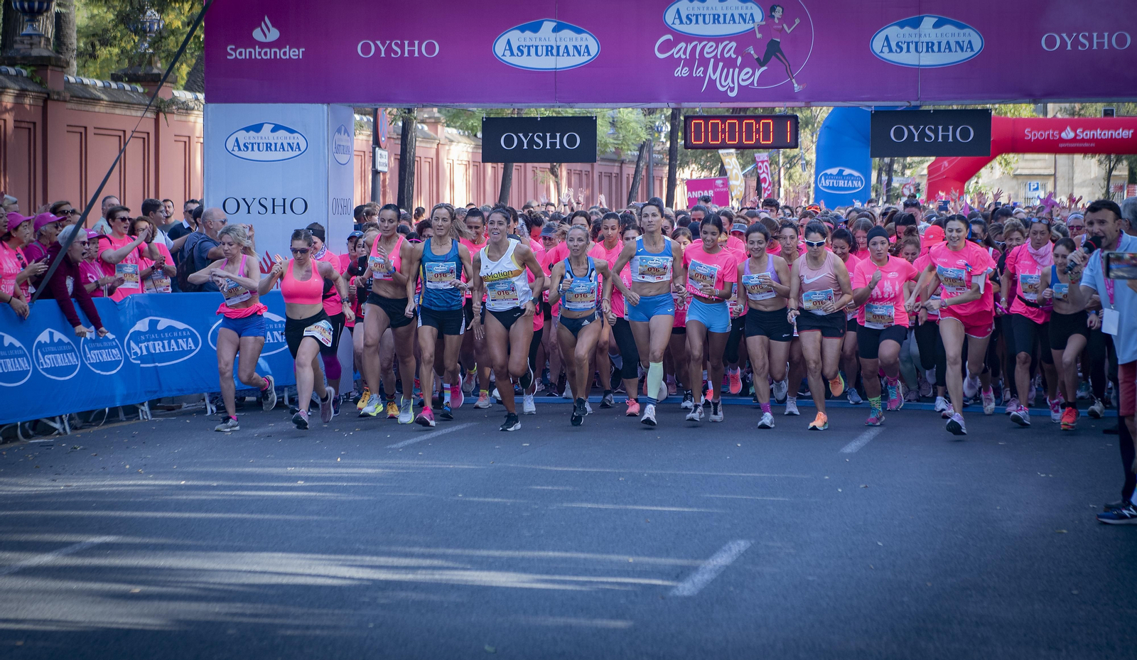Imágenes de la XV Carrera de la Mujer de Sevilla