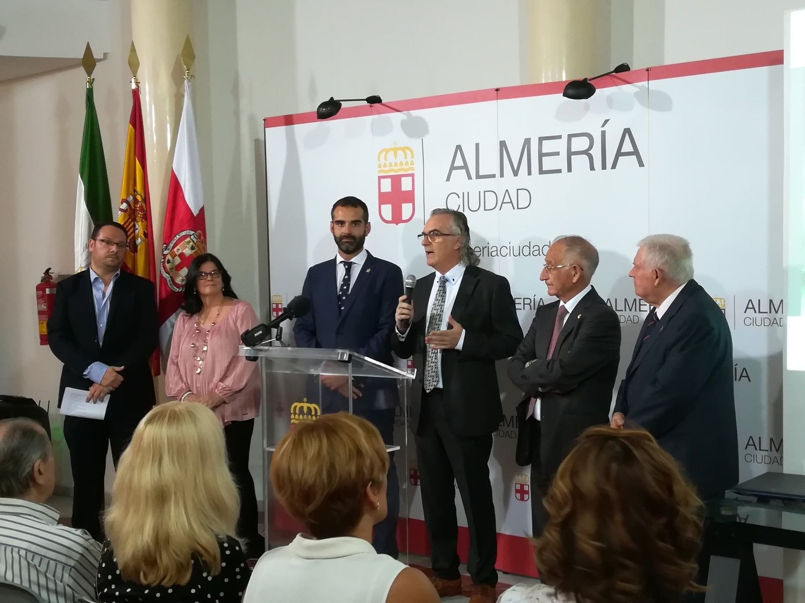 Manuel Vida junto a Gabriel Amat y Ramón Fernández-Pacheco