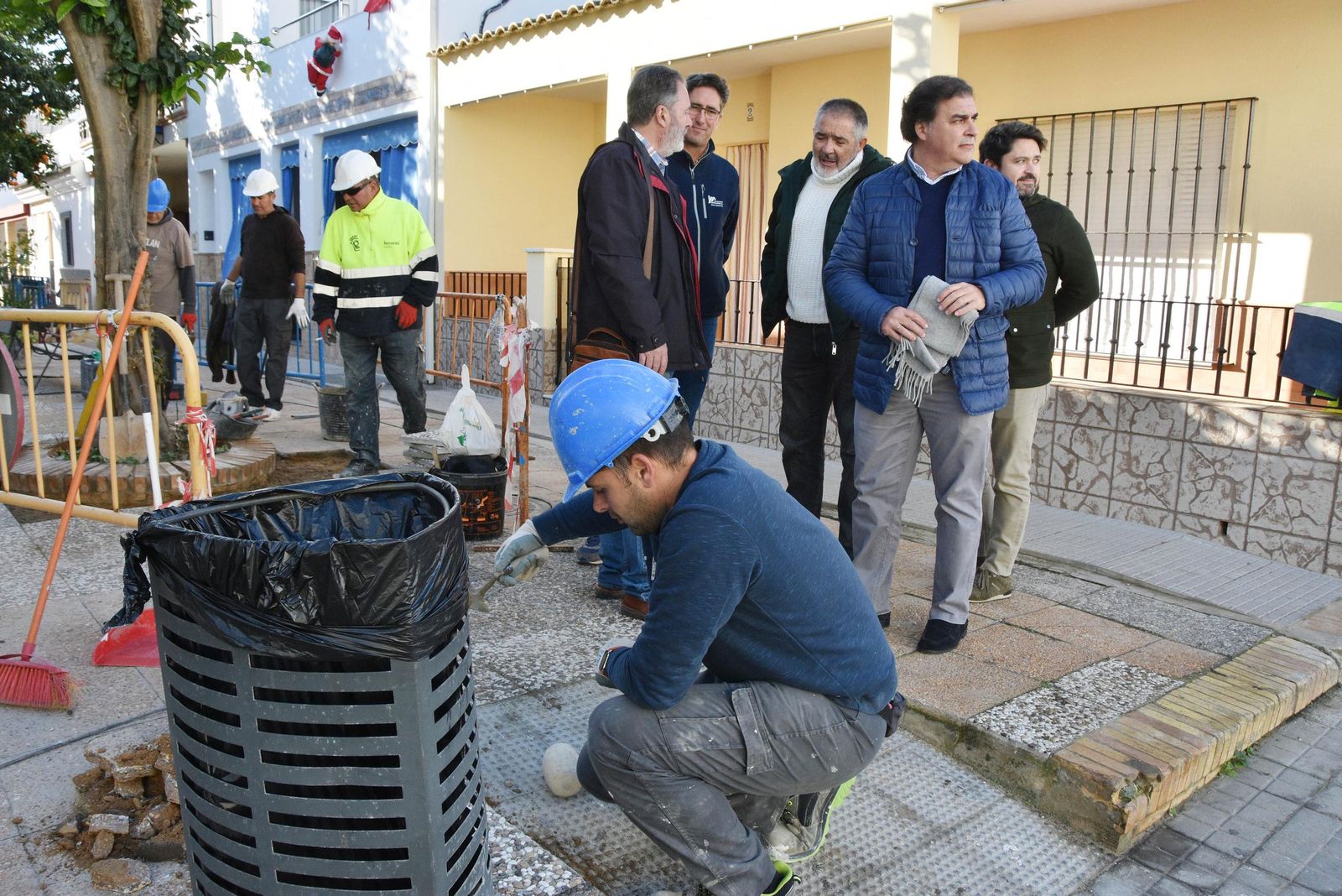 Visita institucional a las obras de la barriada de San Sebastián.