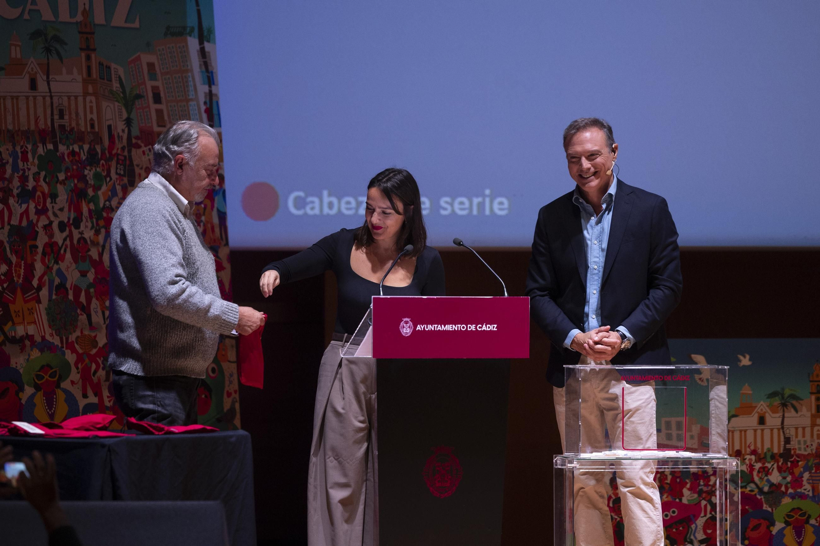 Las imágenes del sorteo del ordel de actuación del COAC 2026