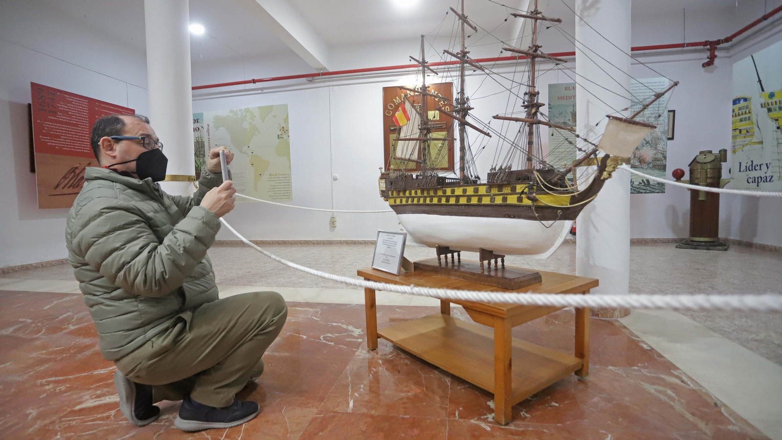 Fotos de la inauguración de la exposición sobre Blas de Lezo en Algeciras