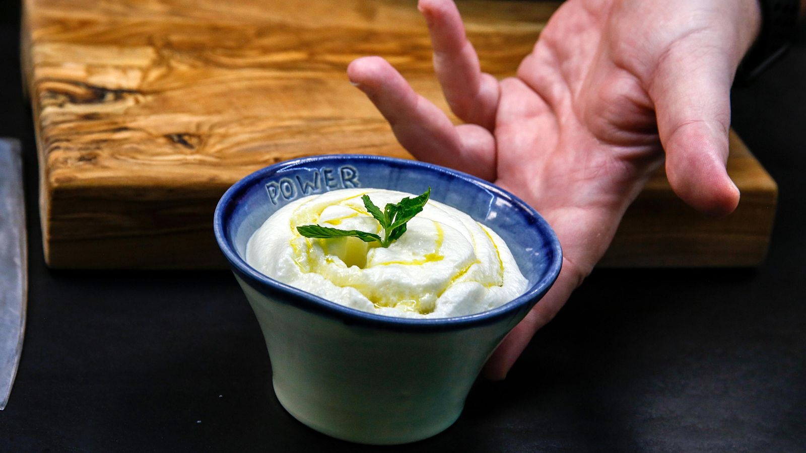 Espuma elaborada con aceite e oliva virgen extra