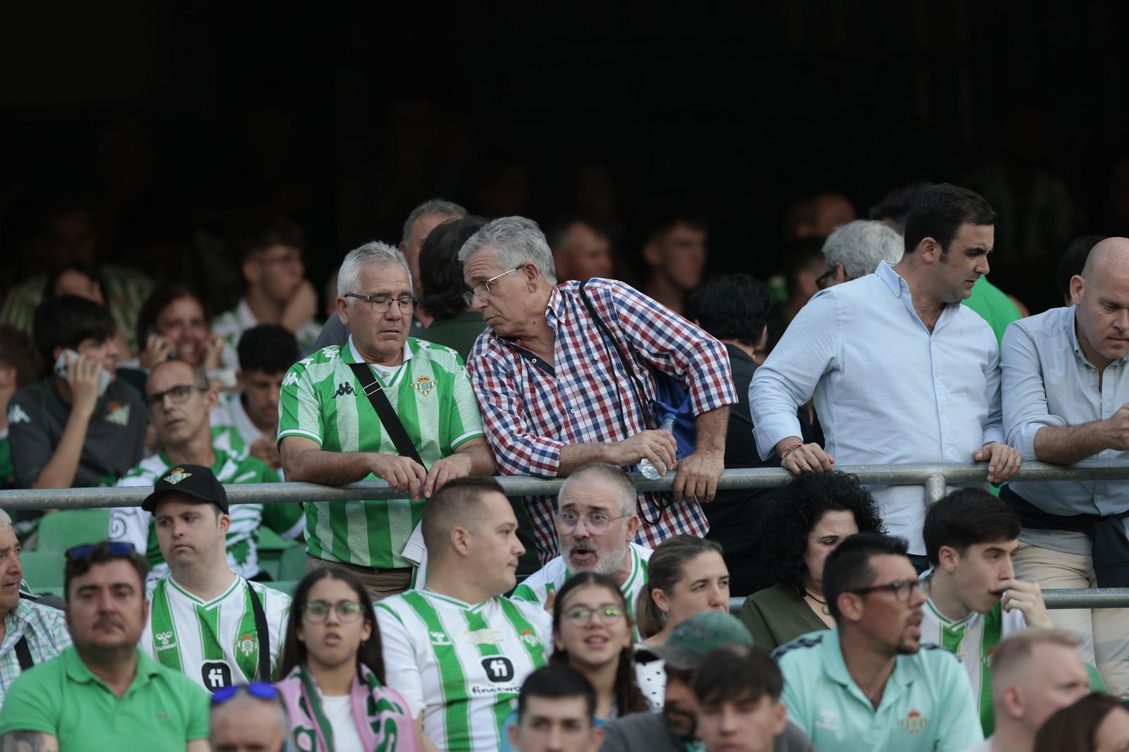 Búscate en las fotos del Betis - Valencia