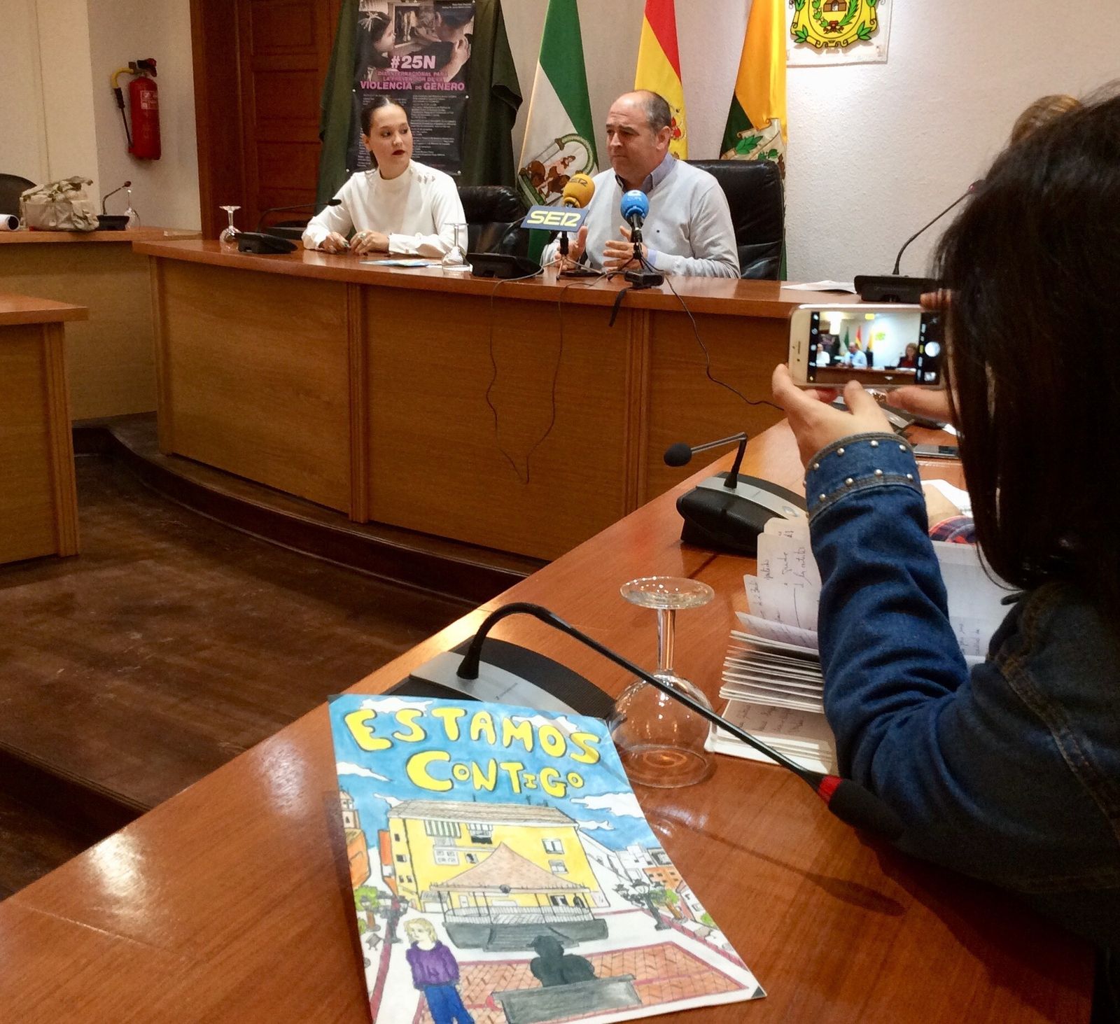 Sara Lobato y Jorge Romero, ayer en la presentación del programa.