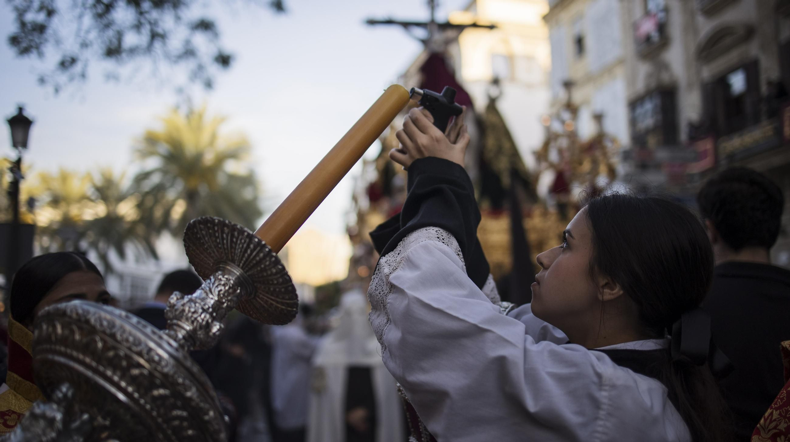 Imágenes de la Hermandad de La Lanzada en el Jueves Santo de Jerez 2025