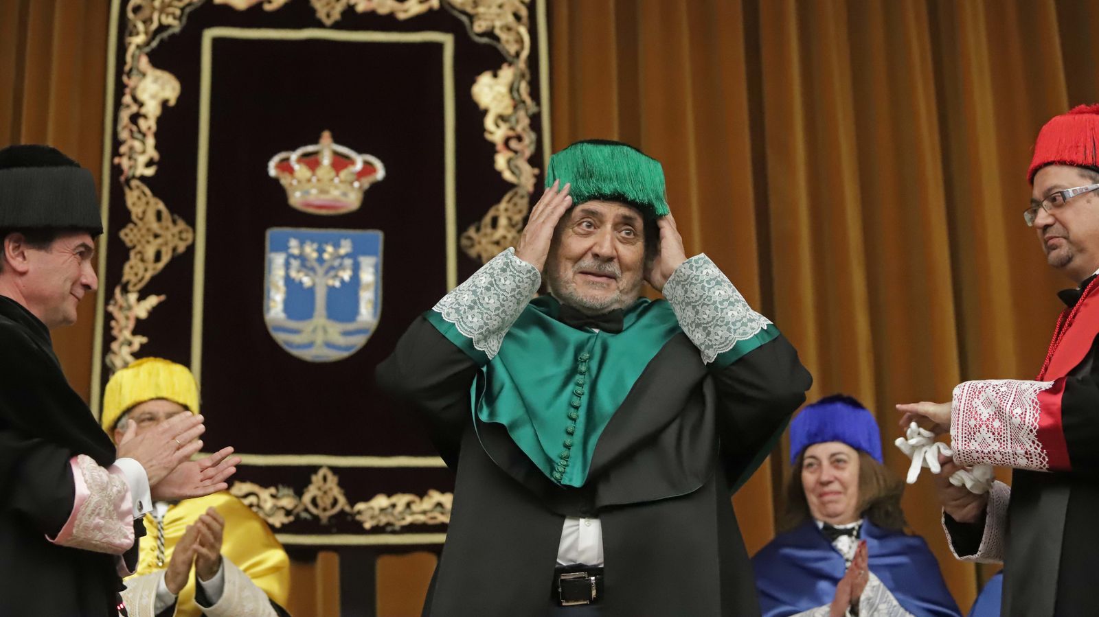 Investidura de Pepe Chamizo como Doctor Honoris Causa en imágenes