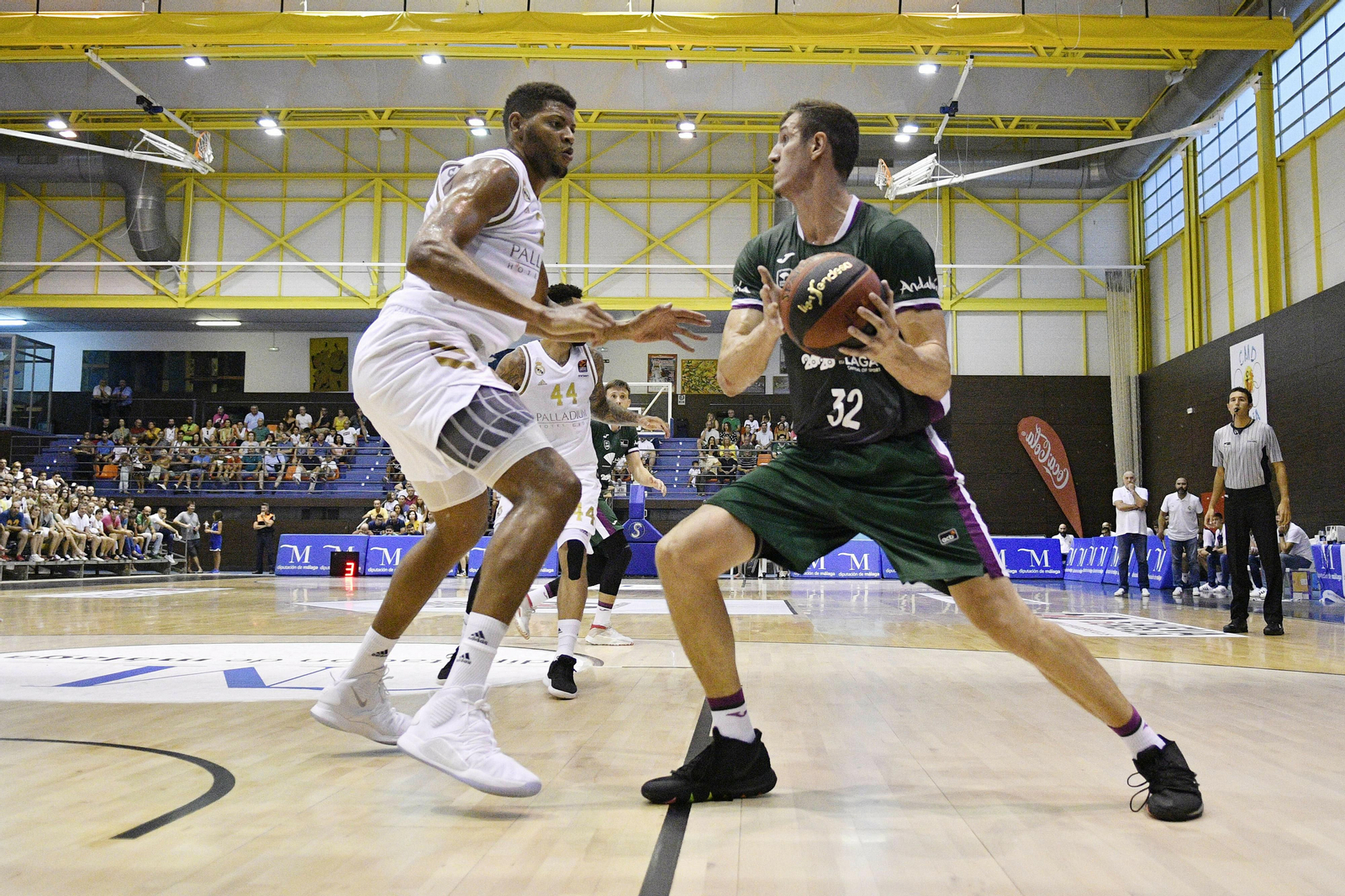 Las fotos del Unicaja - Real Madrid en Nerja