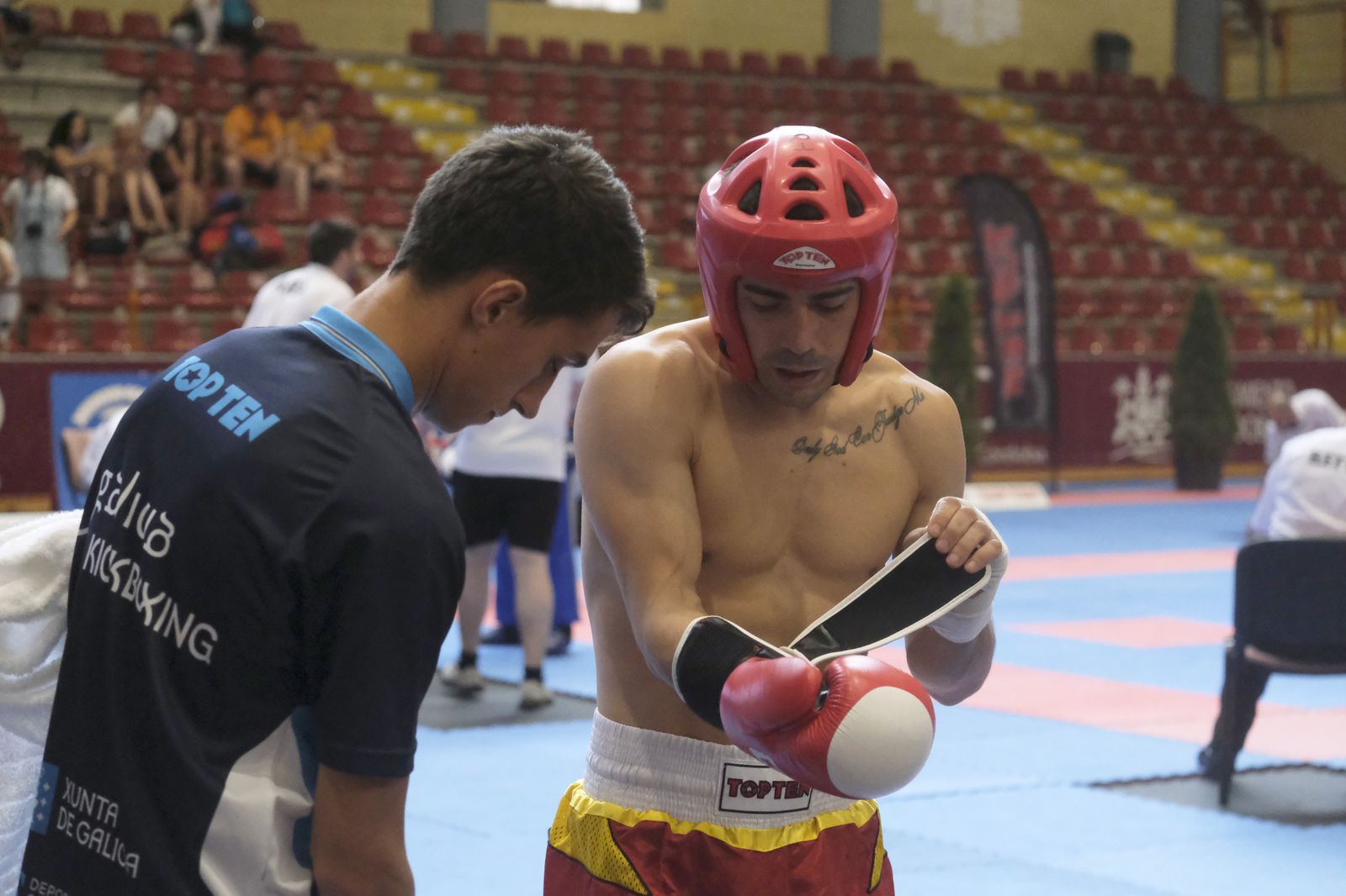 Córdoba disfruta del Campeonato de España de kick boxing, en imágenes