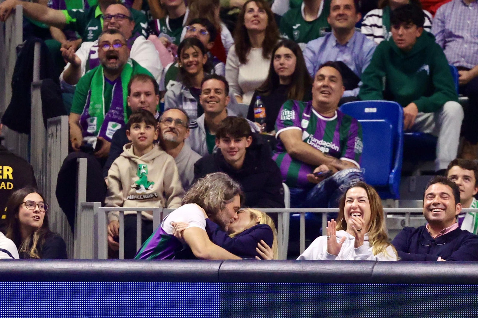 Búscate en las gradas del Carpena en el Unicaja-Baxi Manresa