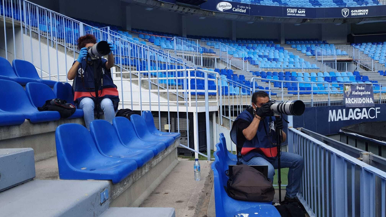 Galería: Llegada del equipo a La Rosaleda antes del Málaga CF-SD Huesca