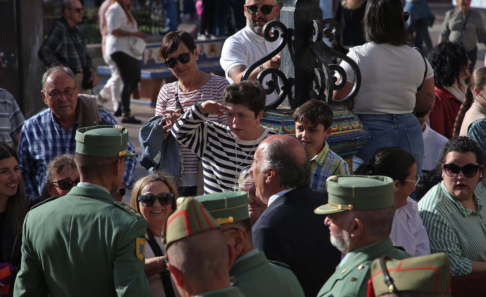 Fotos del Lunes Santo en Algeciras: Coronado de Espinas y La Columna