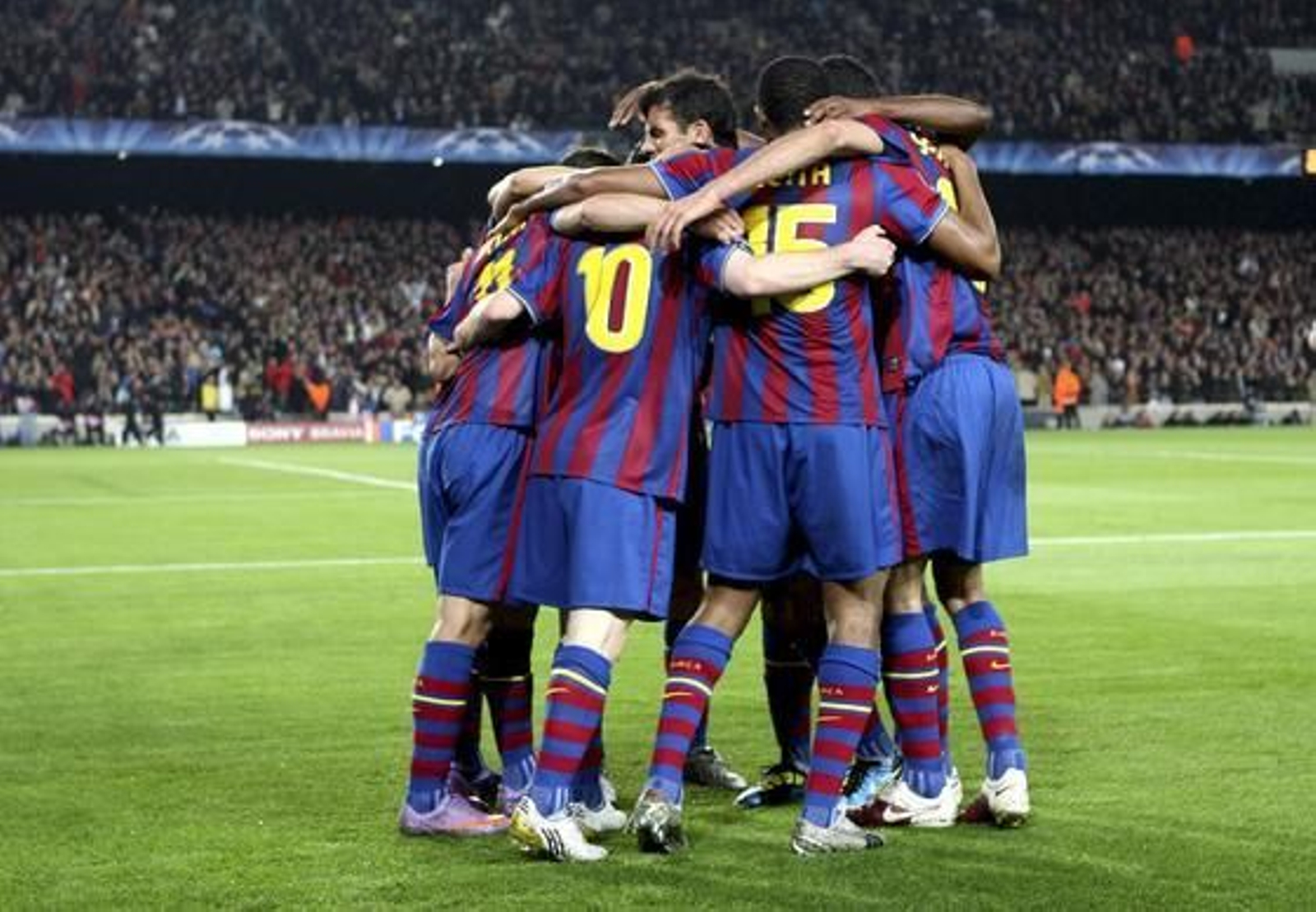 El Barcelona se clasifica para la semifinal de la Liga de Campeones tras ganar al Arsenal. / EFE