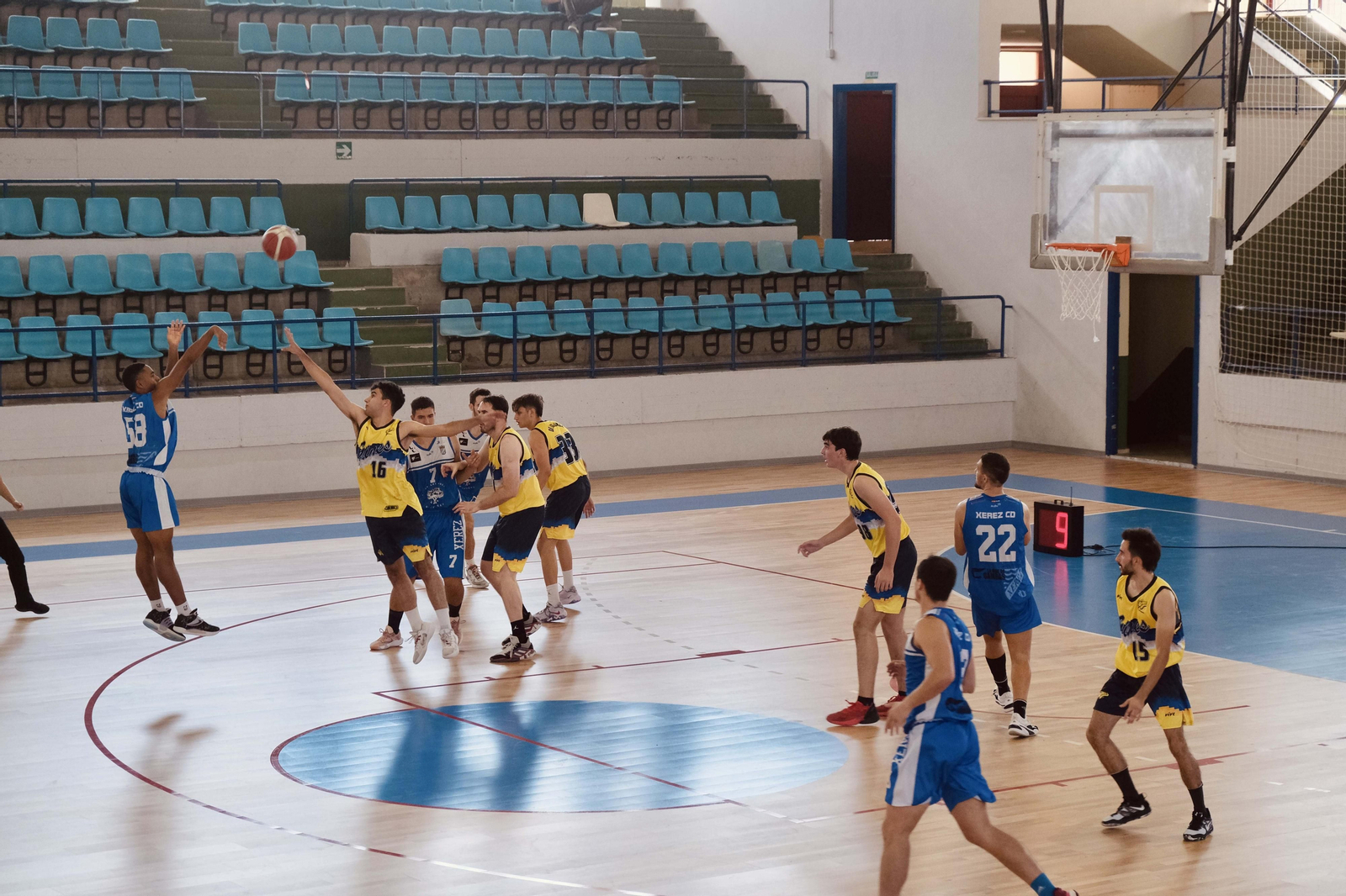 El Baloncesto Xerez tratará de sumar un triunfo en casa del CD Gines. El Baloncesto Xerez tratará de sumar un triunfo en casa del CD Gines.
