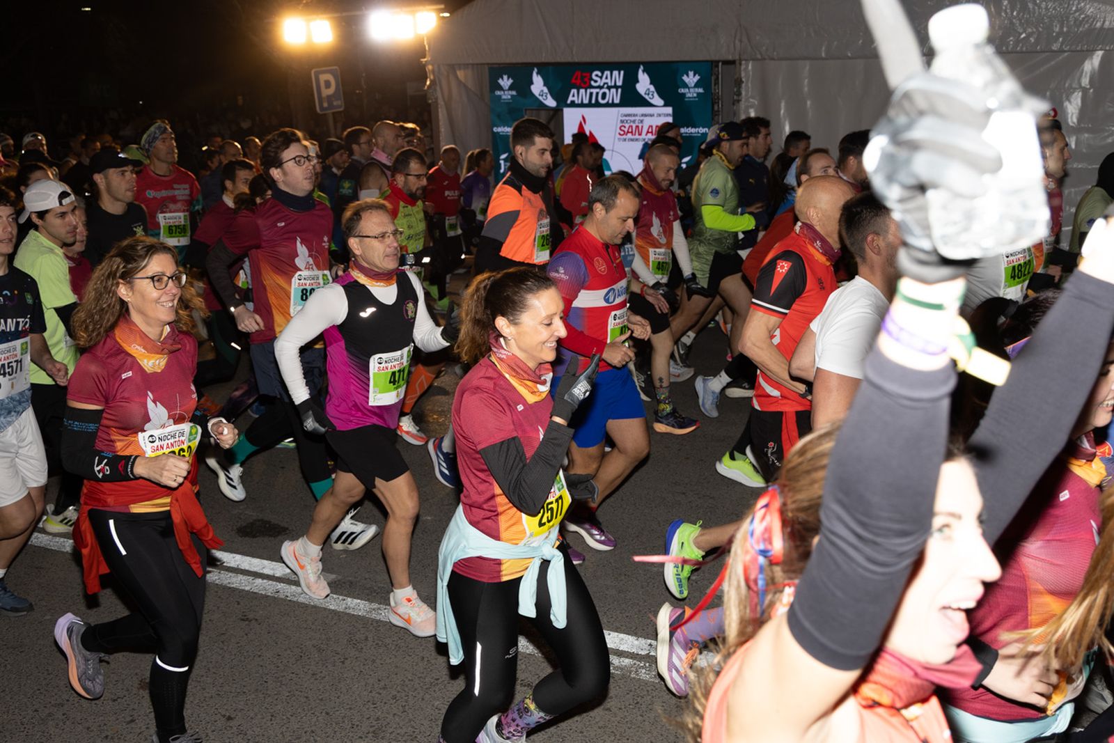 Encuéntrate en la salida de la Carrera de San Antón 2026 (1), en imágenes