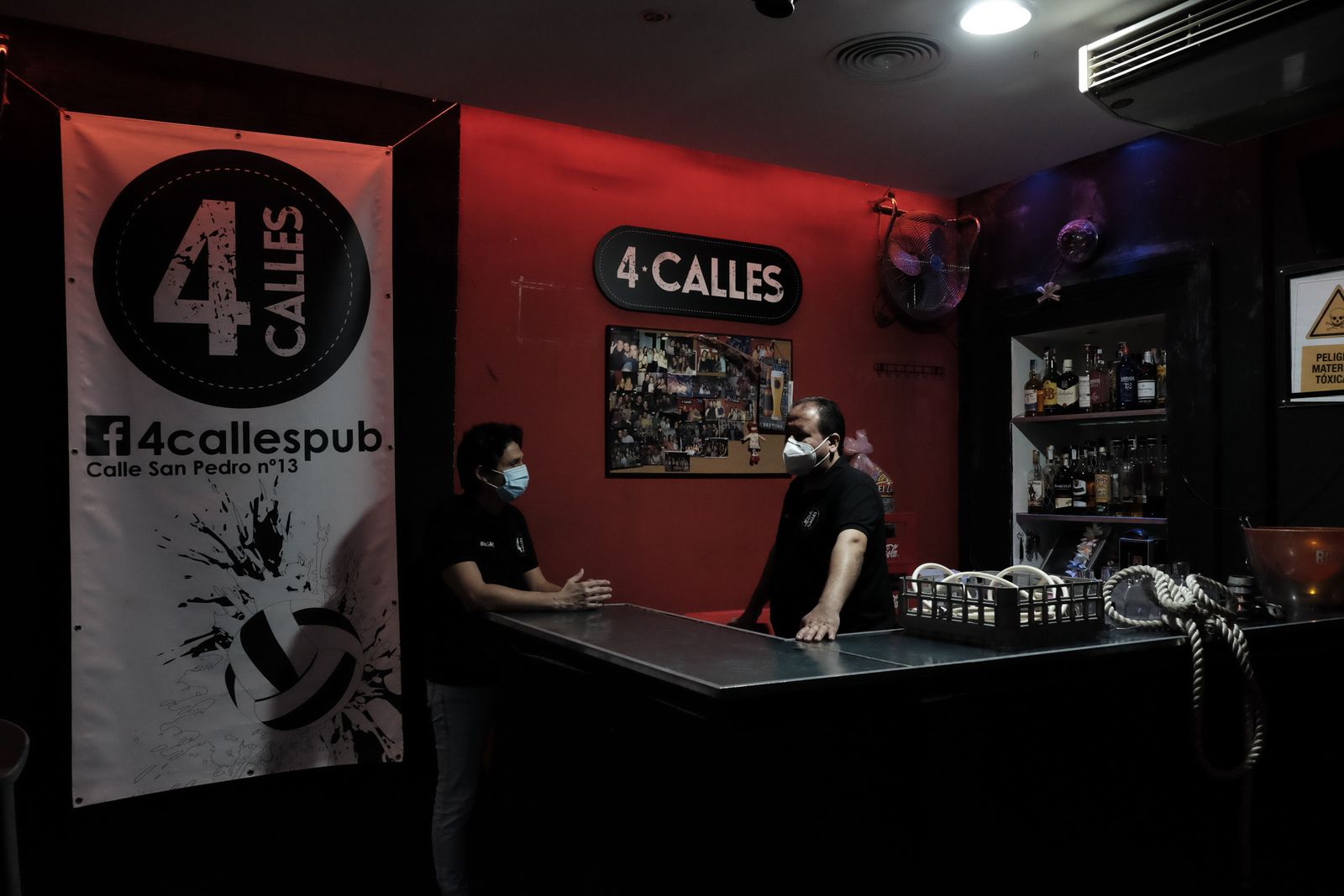 El pub '4 Calles' de la capital es uno de los muchos que ha tenido que cerrar sus puertas.