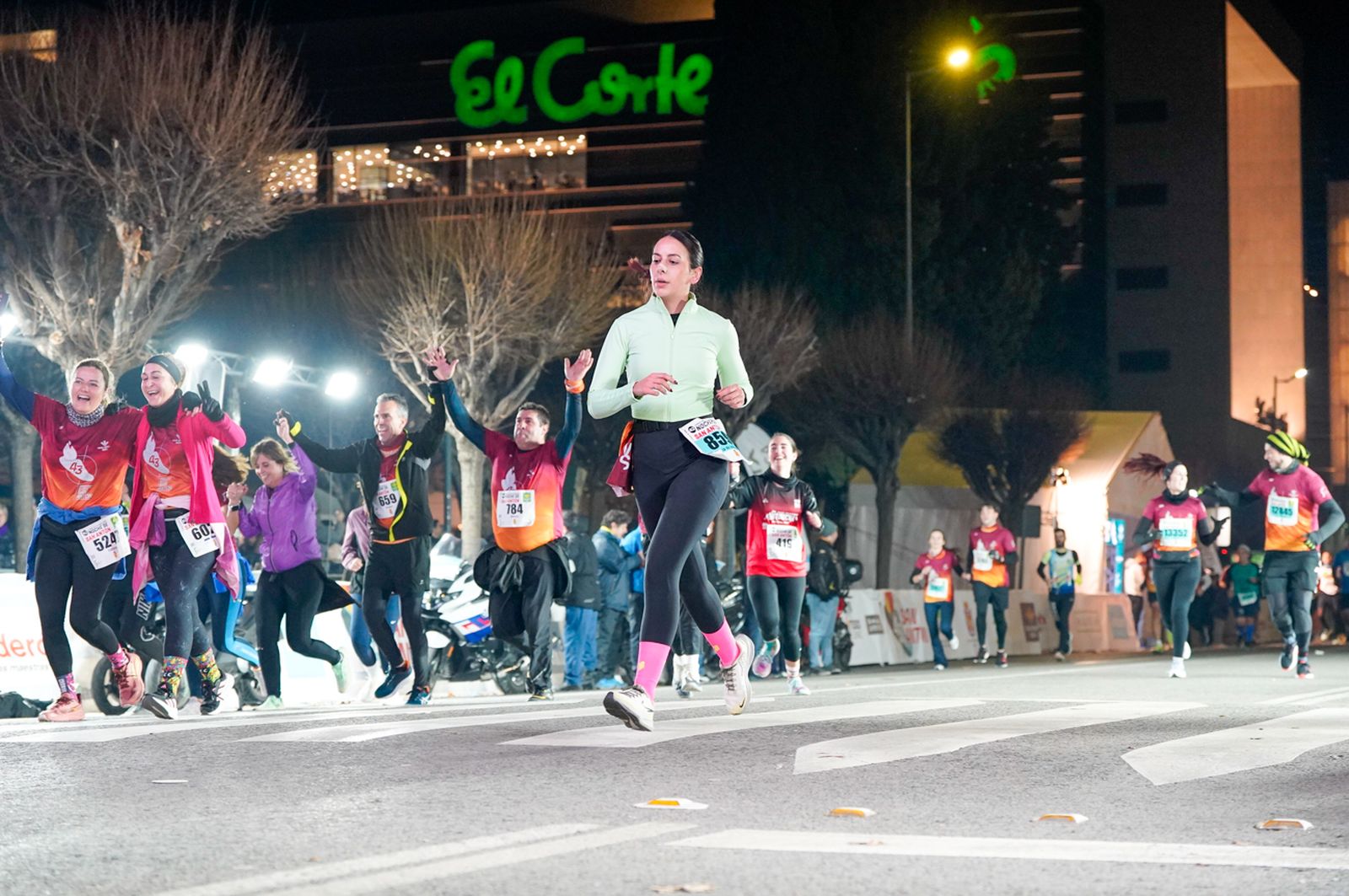 En imágenes: búscate en tu llegada a meta de la Carrera de San Antón 2026 (2)