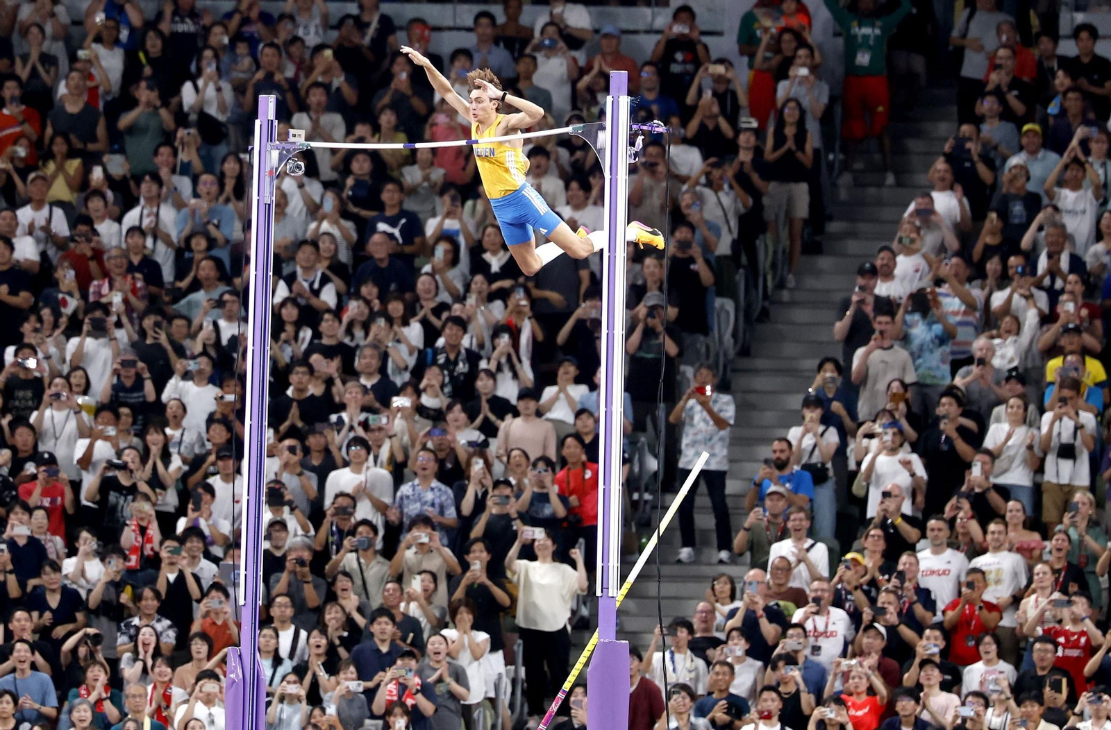 Las fotos del récord mundial de Duplantis y del resto de la jornada
