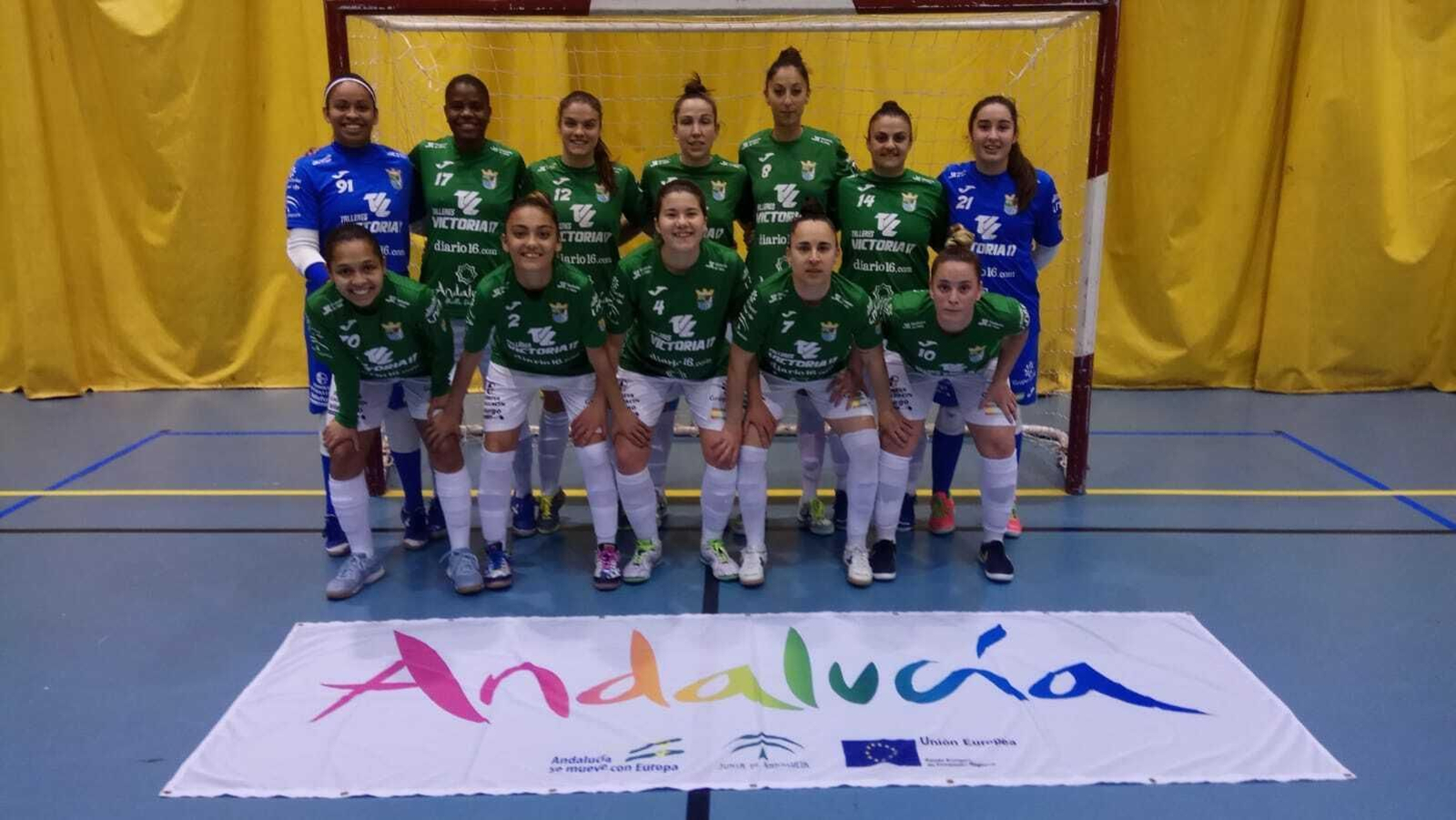 Las jugadoras del Guadalcacín FSF posan antes del partido.