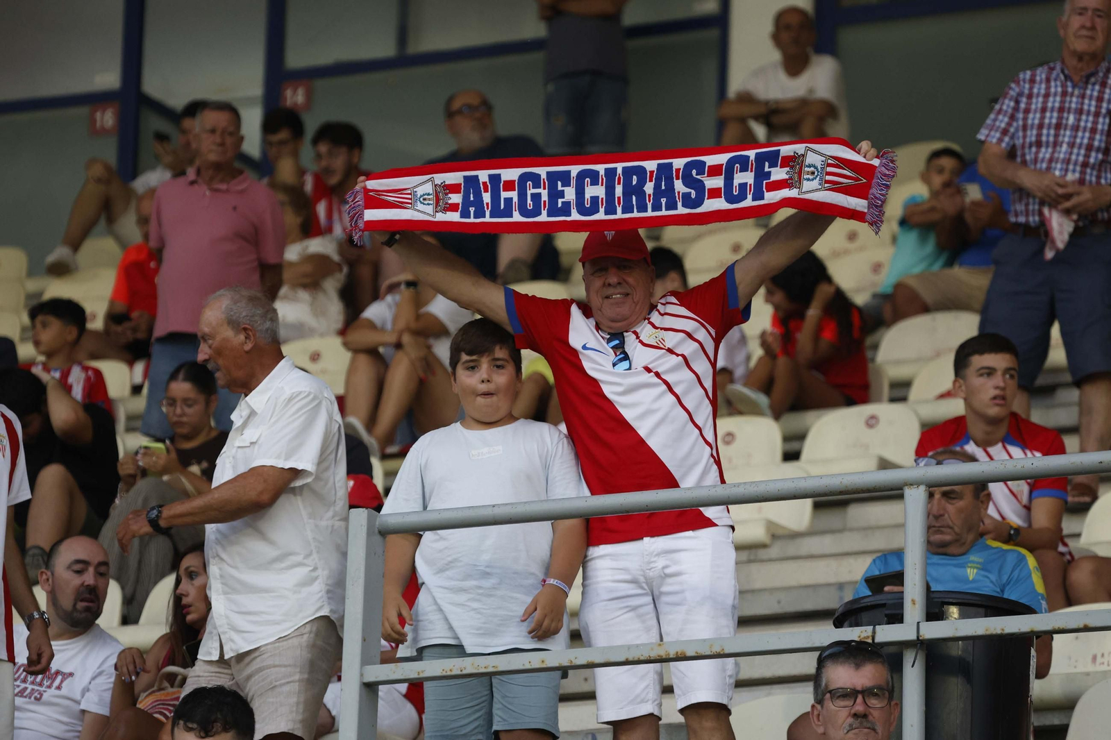 Las fotos del amistoso entre el Algeciras CF y el Xerez DFC en el Nuevo Mirador