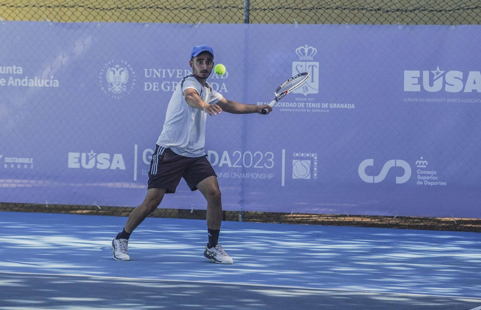 Las mejores imágenes de la primera jornada del Campeonato Europeo Universitario de Tenis