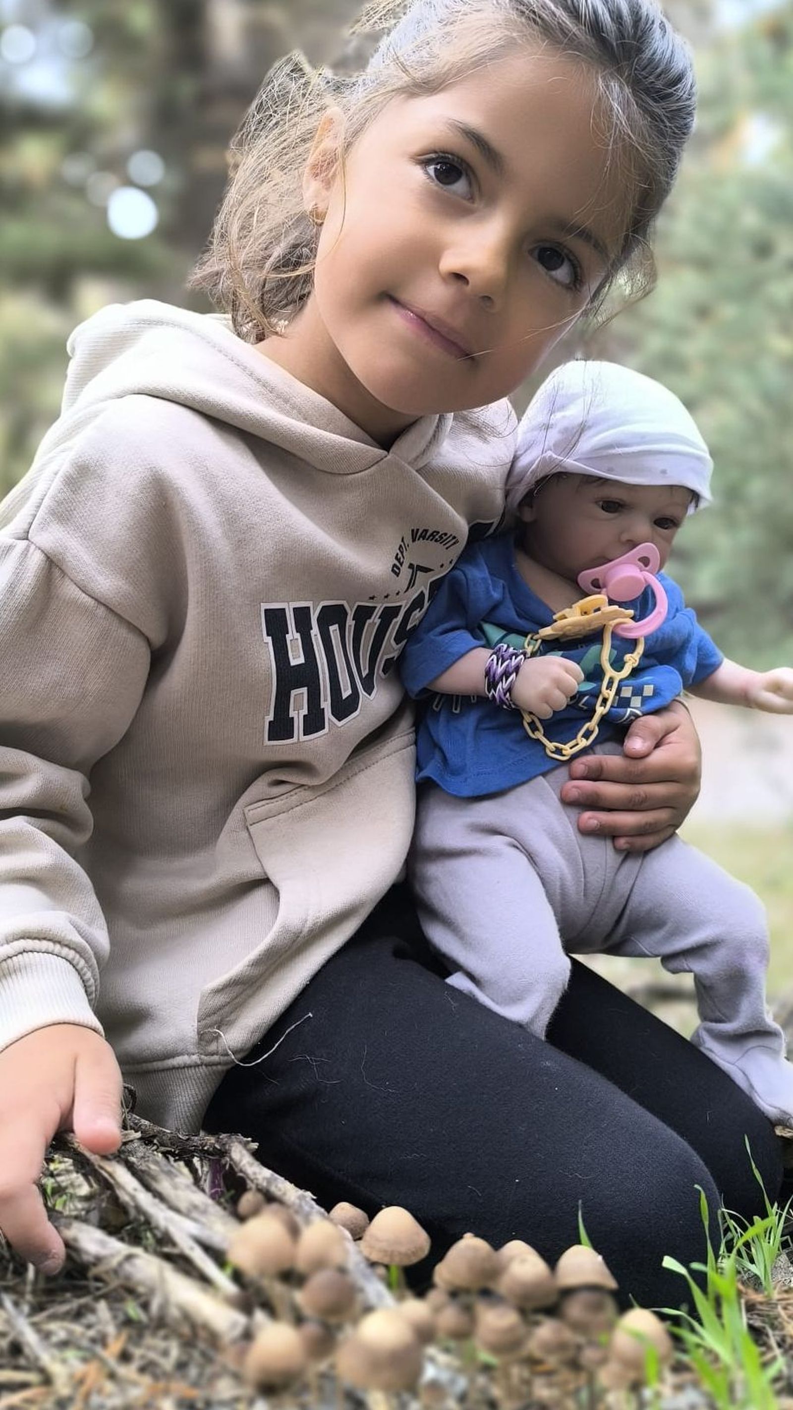 Participantes de las II Jornadas Micológicas de Bacares durante la recolección en la Sierra de Los Filabres