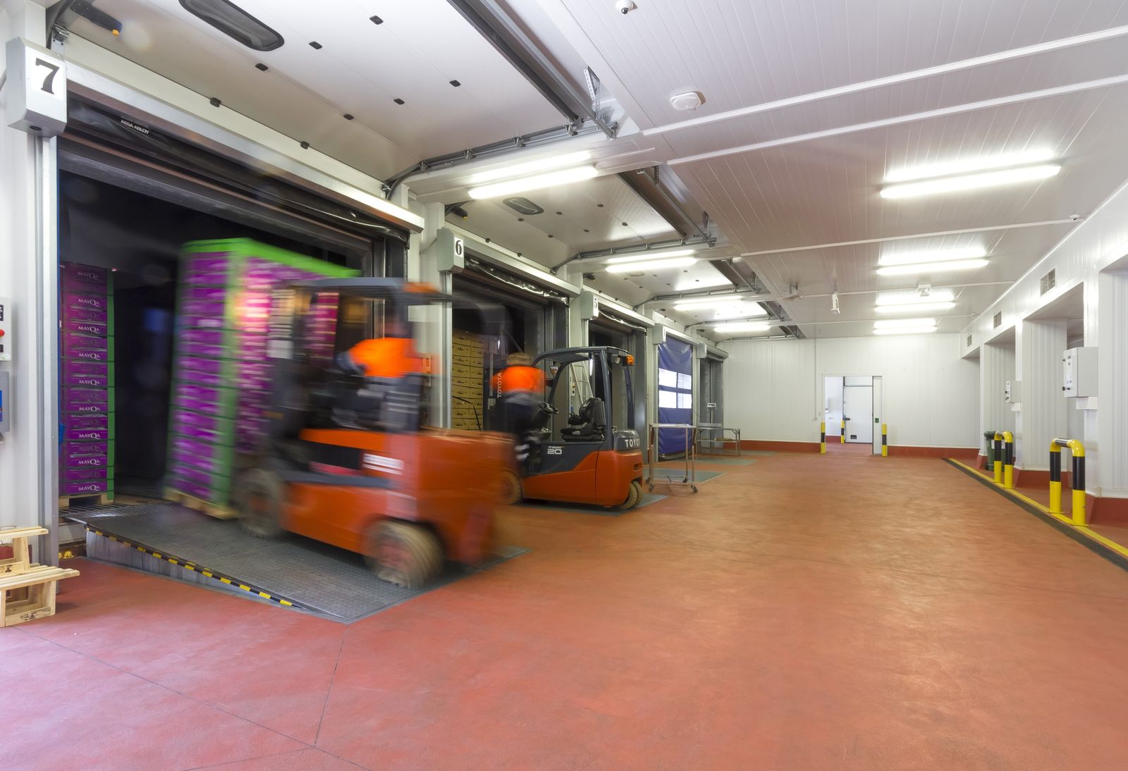 Interior del Puesto de Control Fronterizo del Puerto de Algeciras.