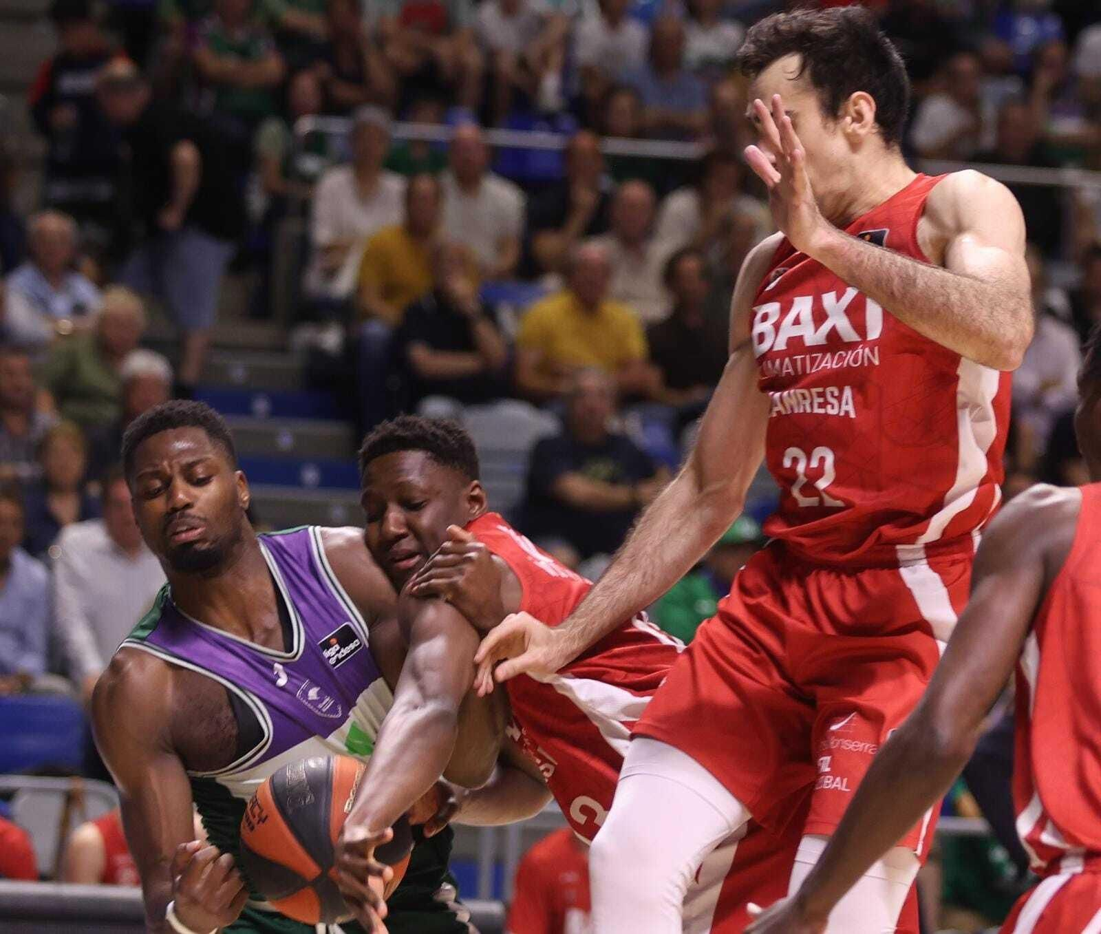 El Unicaja - Baxi Manresa, en fotos