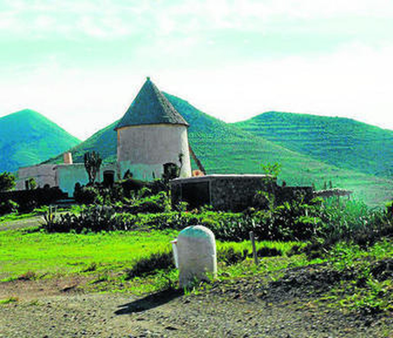 En 2001 quedó integrado dentro de la red de Geoparques por la Unesco.